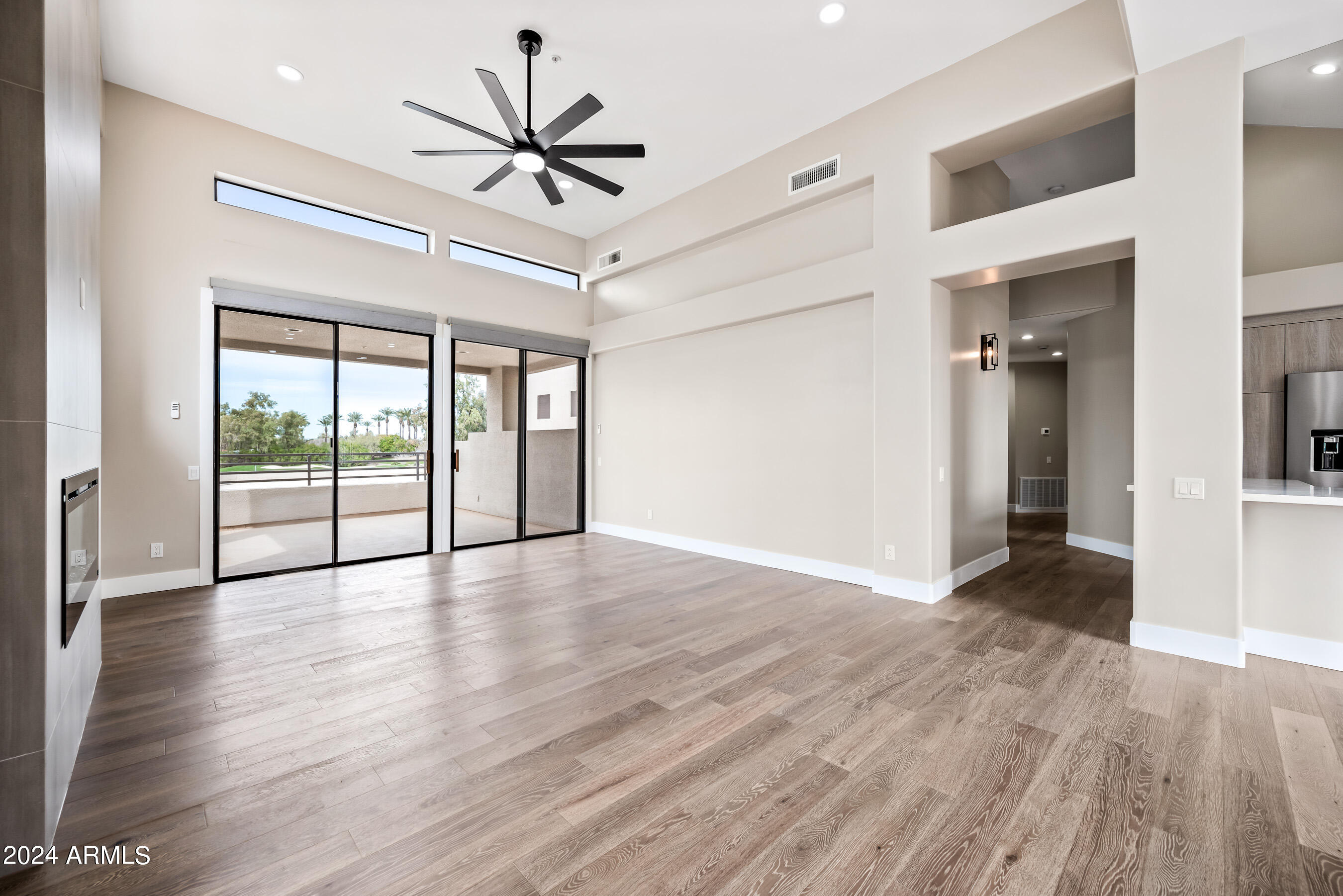 8989 N GAINEY CENTER Drive # 228