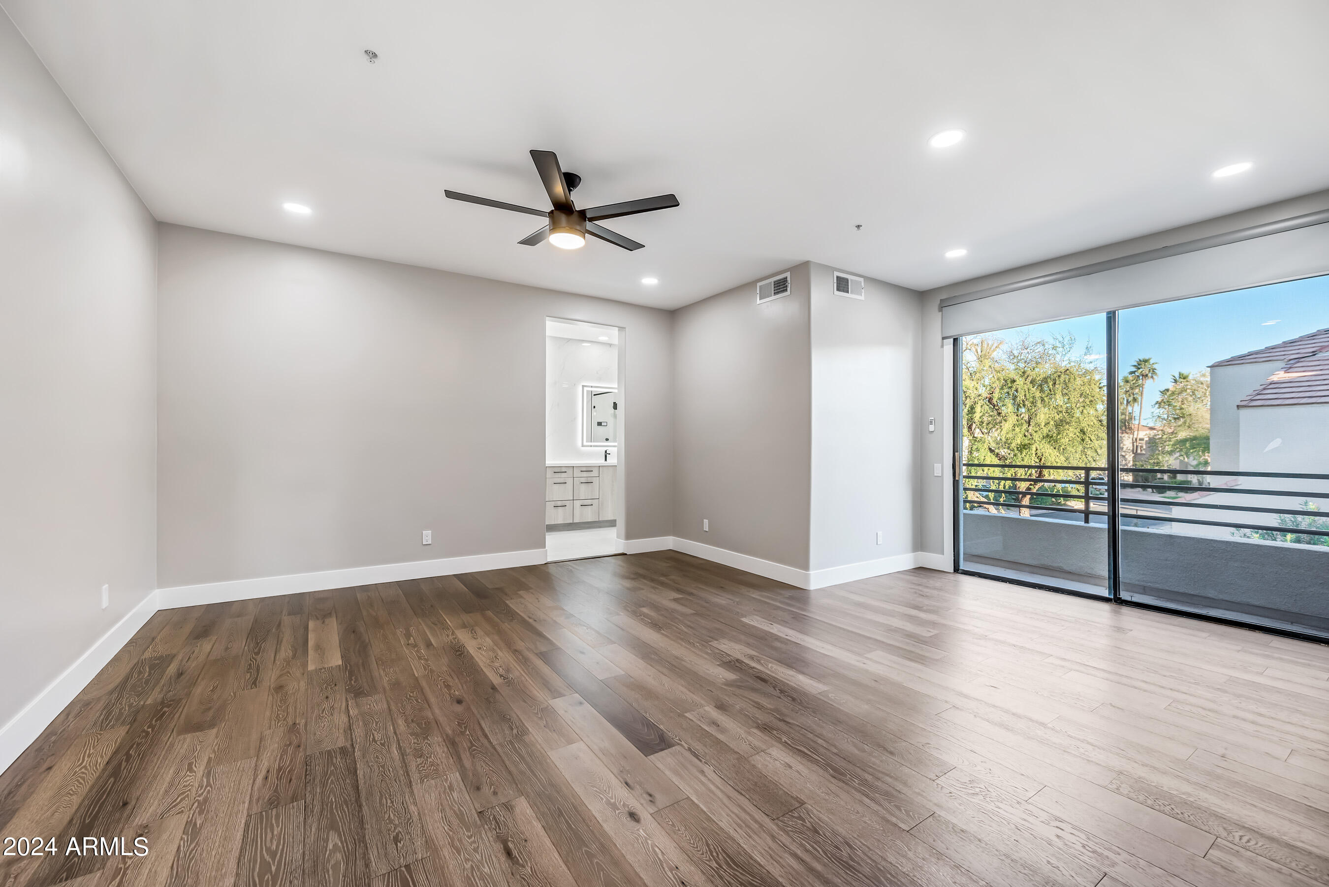 8989 N GAINEY CENTER Drive # 228