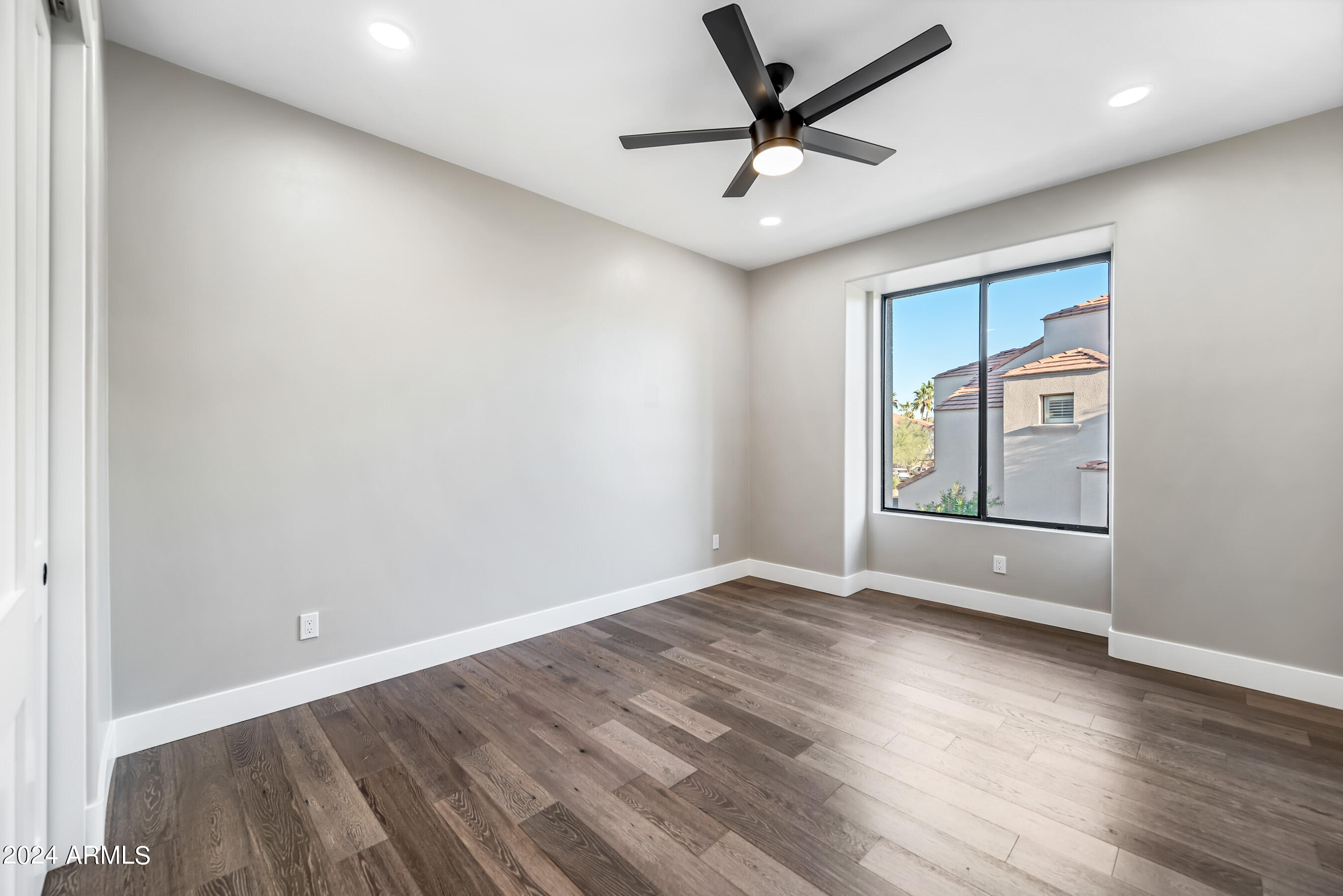 8989 N GAINEY CENTER Drive # 228