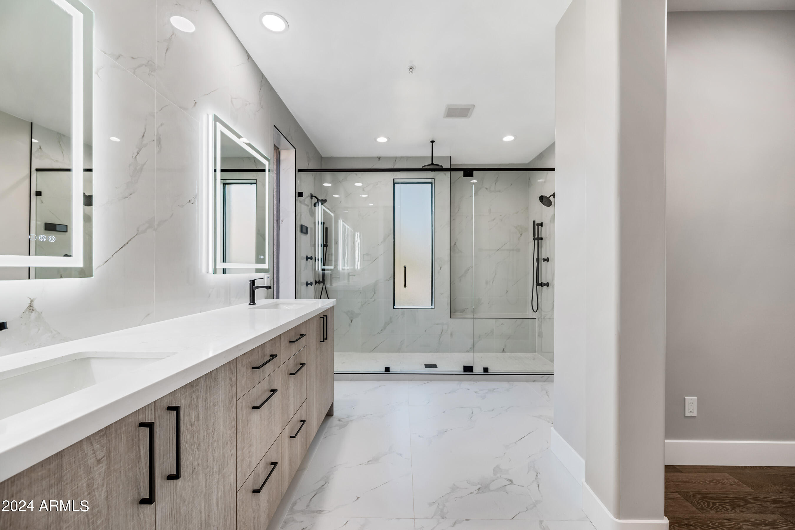 8989 N GAINEY CENTER Drive # 228