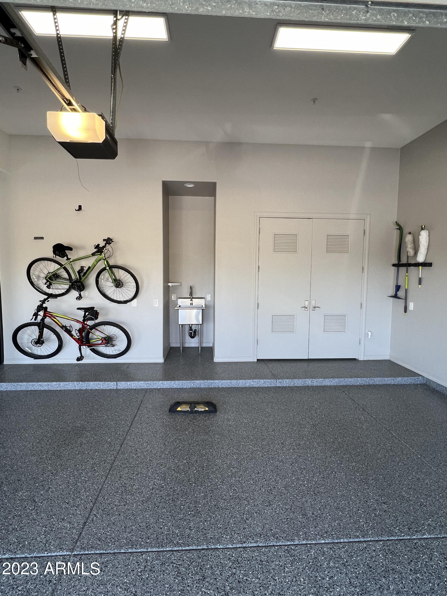 10618 E RISING SUN Drive