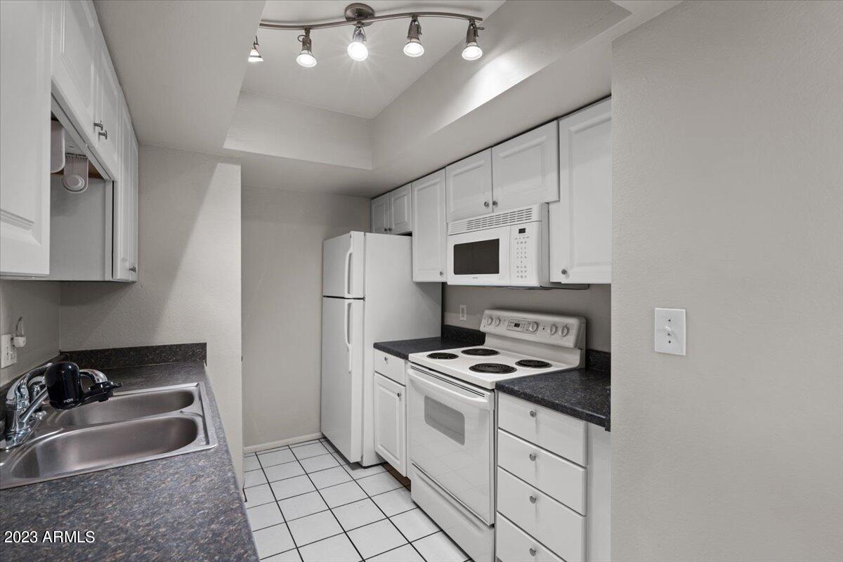 5035 N 17TH Avenue # 206