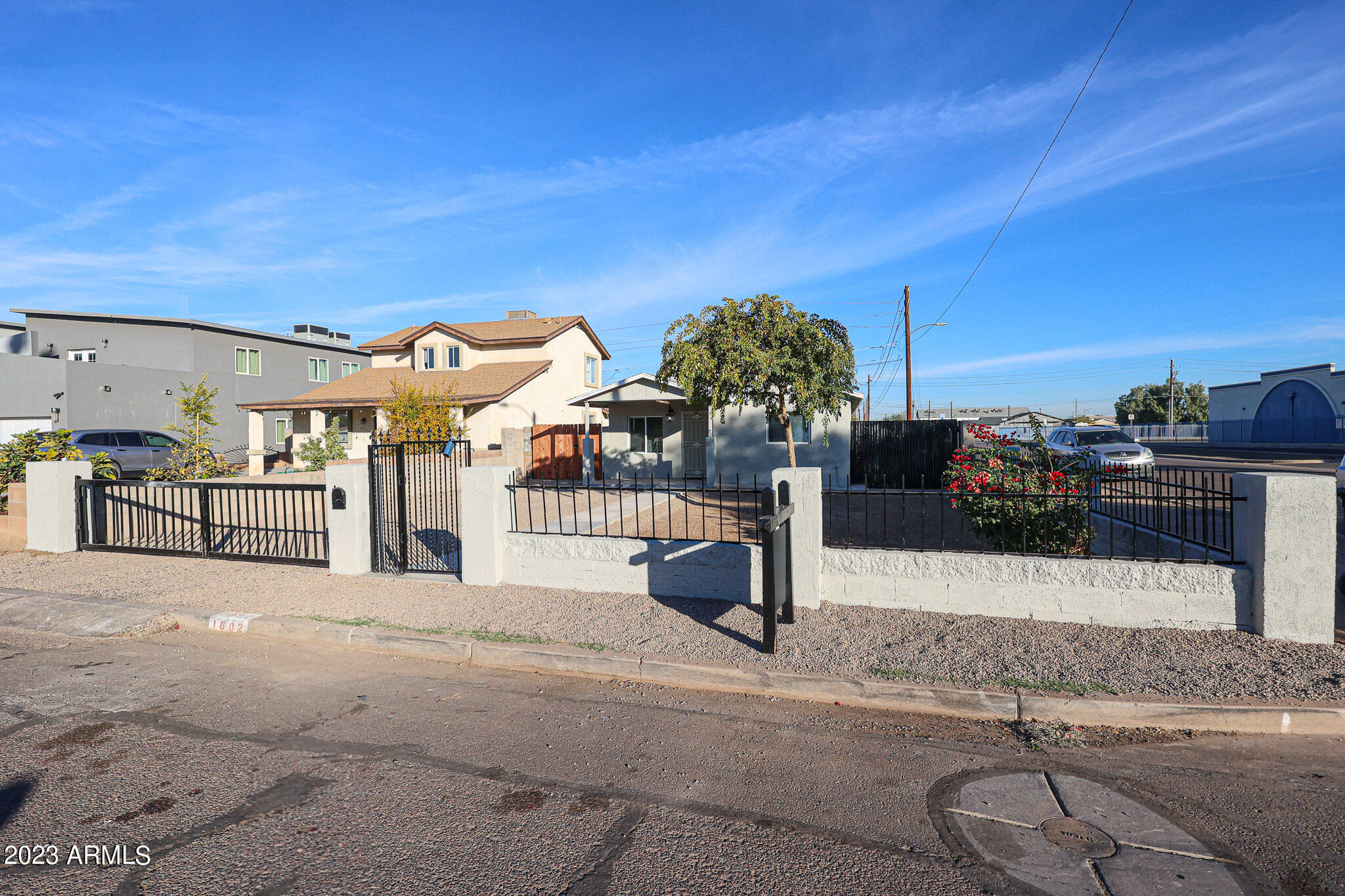 1602 W Papago Street