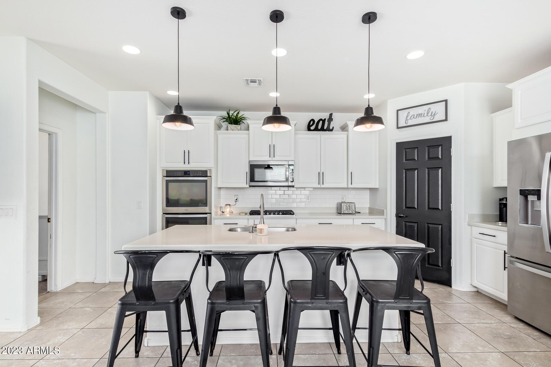 17403 W EAGLE Court