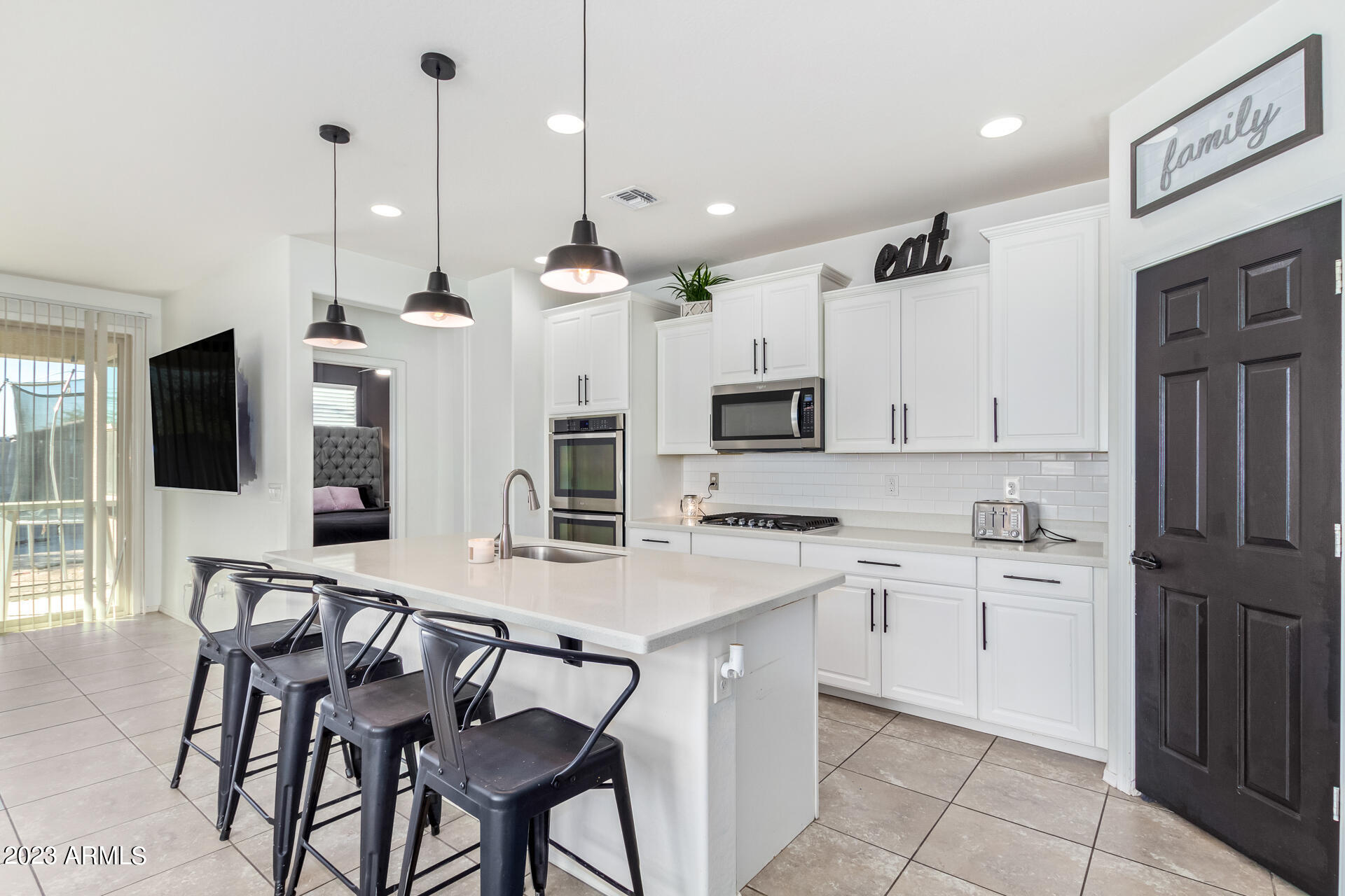 17403 W EAGLE Court