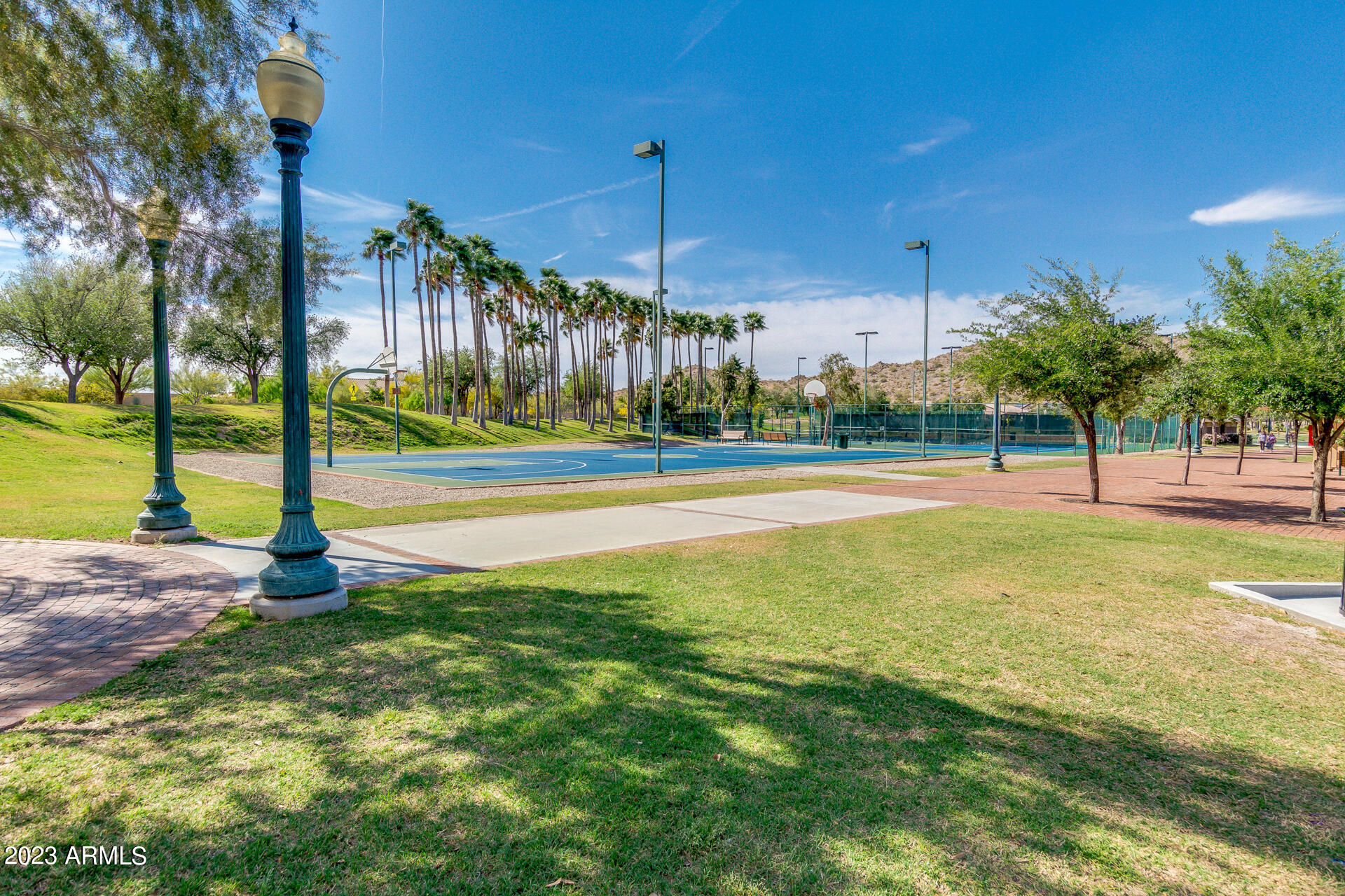 17403 W EAGLE Court