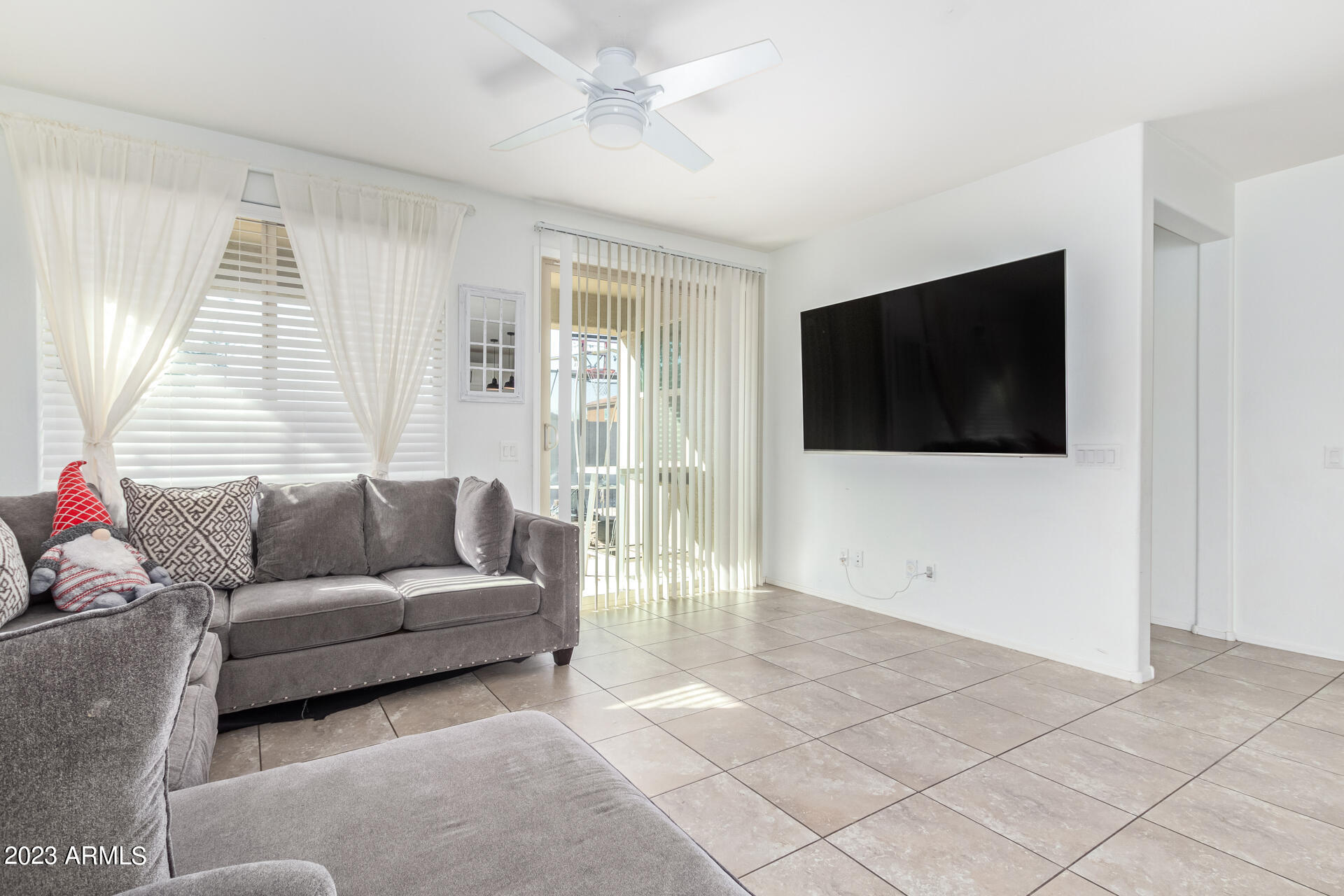17403 W EAGLE Court