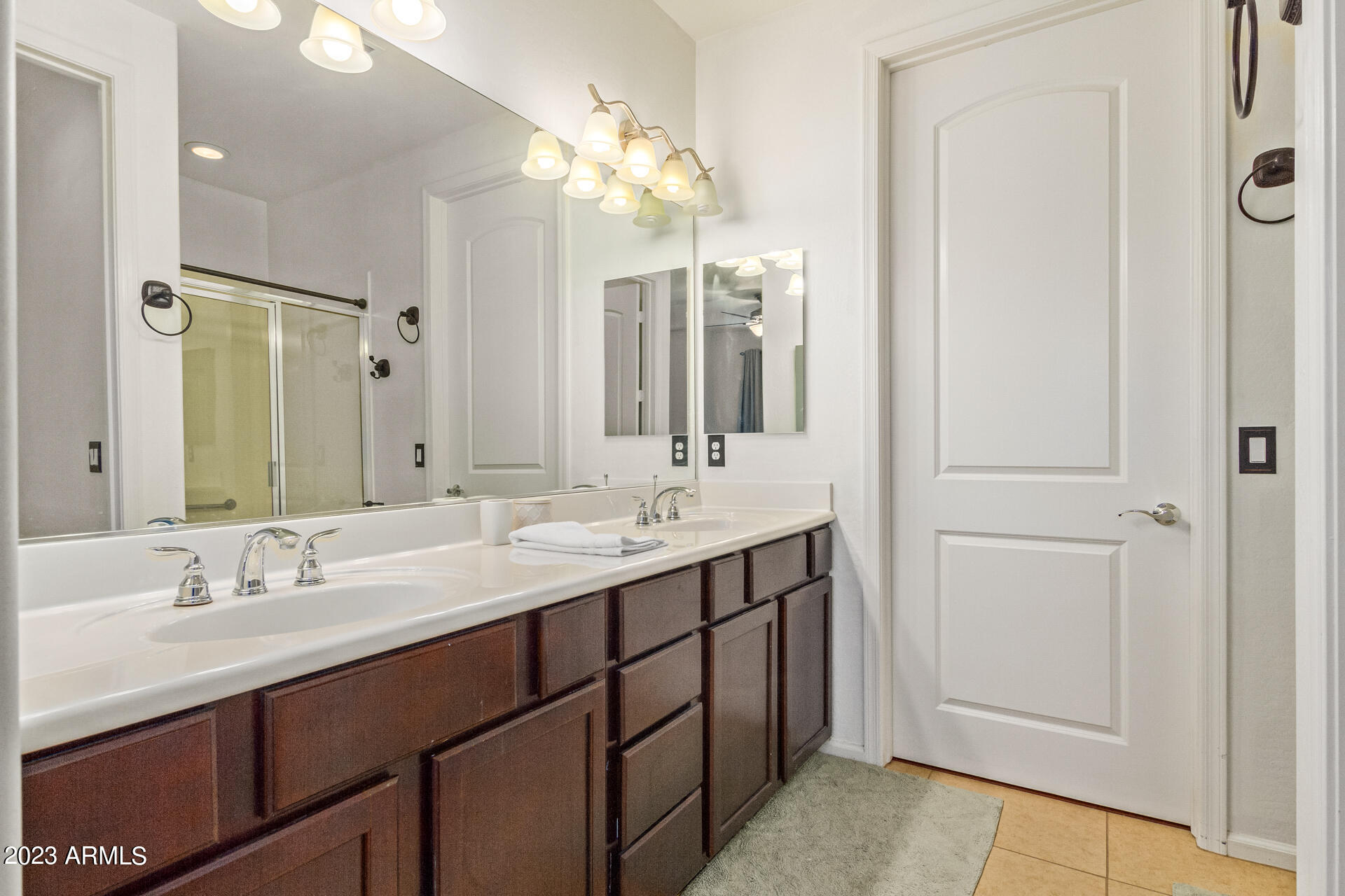 124 N CALIFORNIA Street # 19