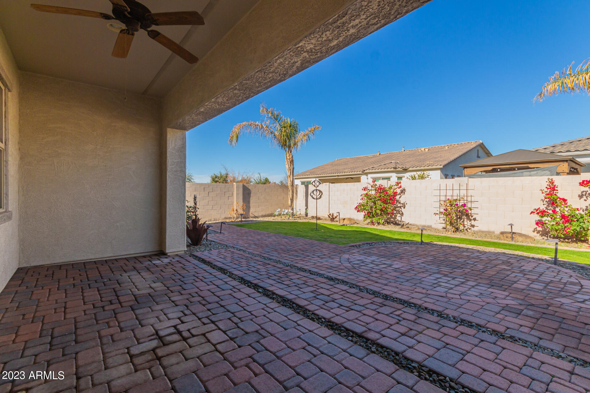3922 E RAKESTRAW Lane