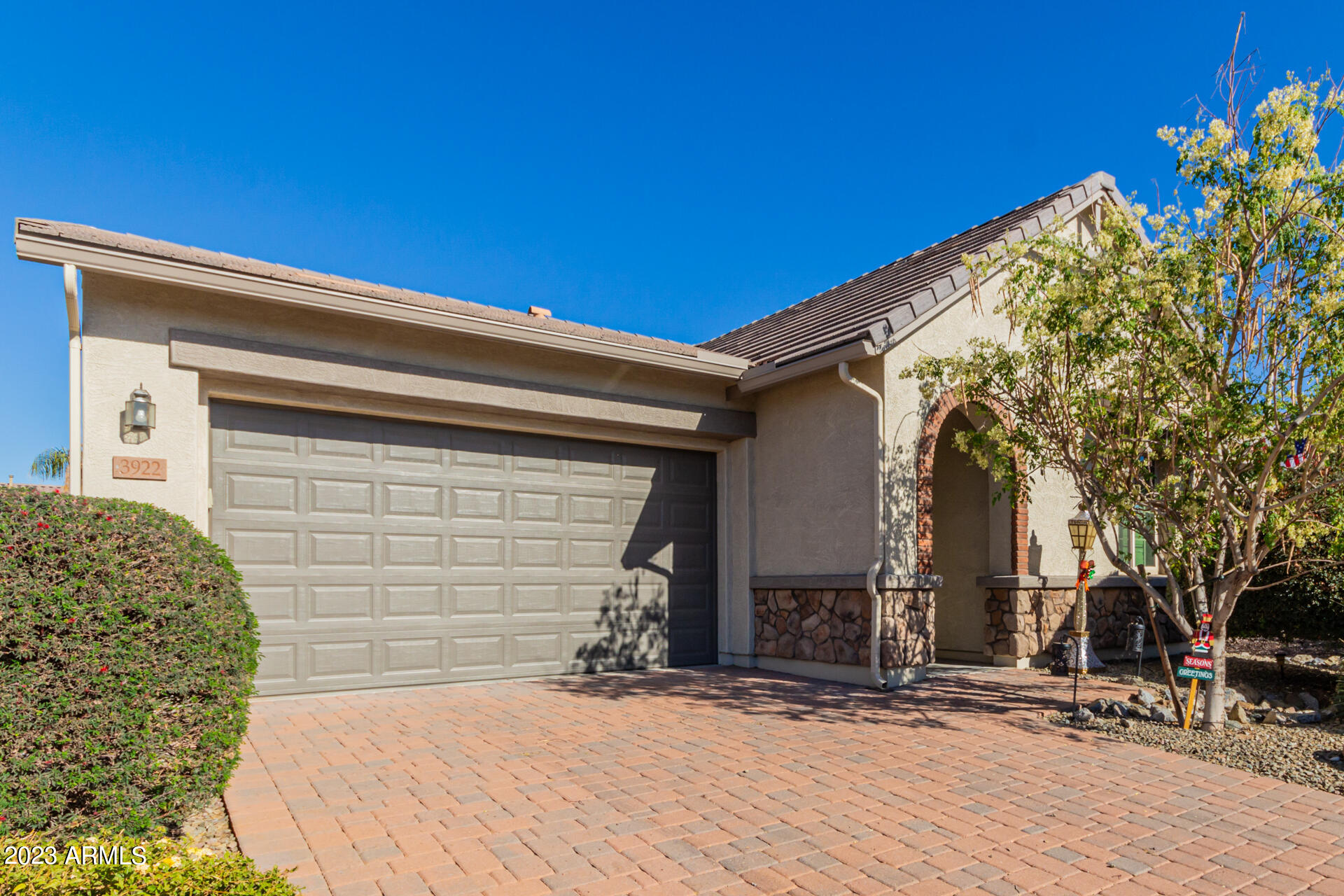3922 E RAKESTRAW Lane