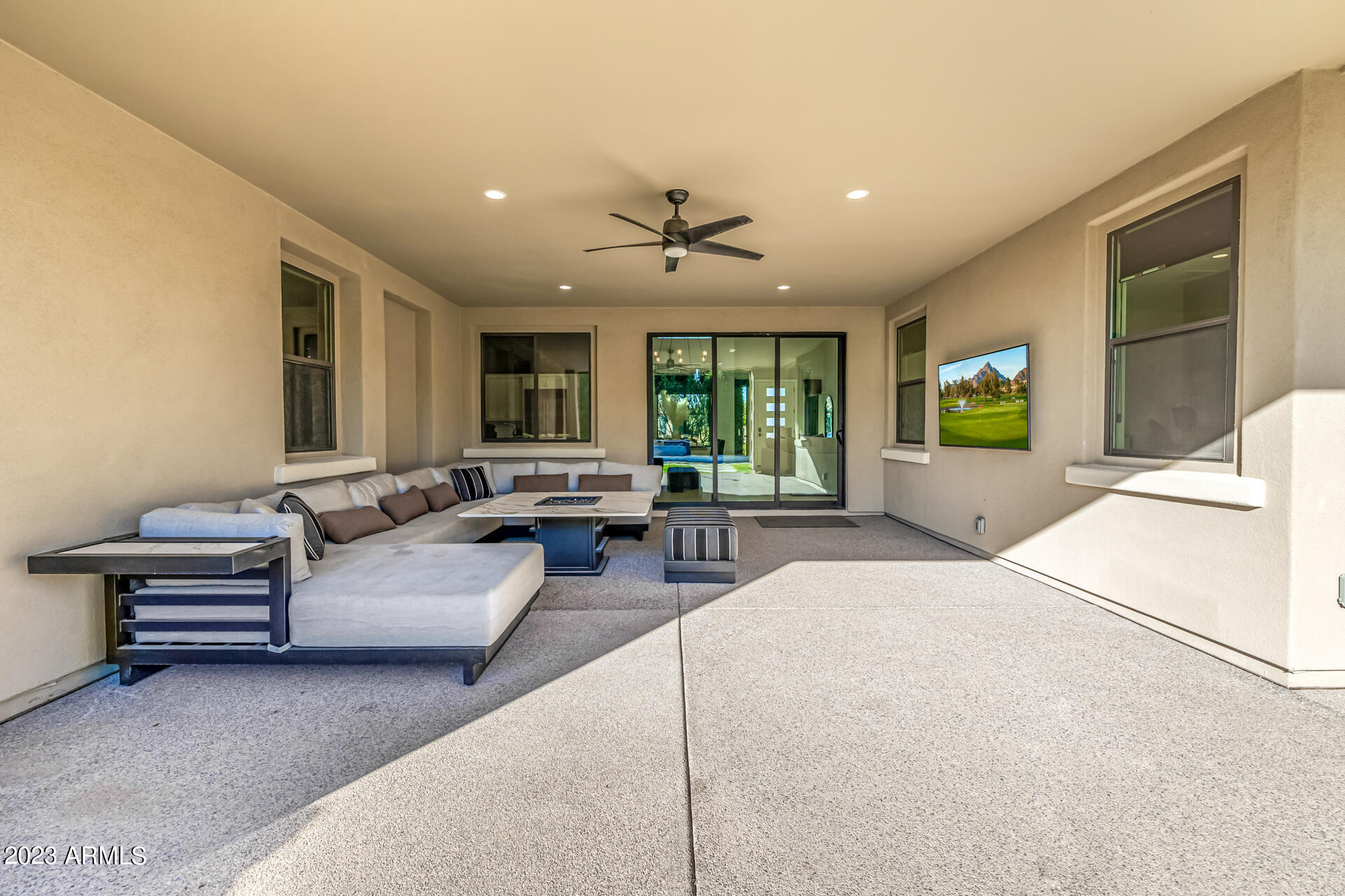2645 E WARBLER Road