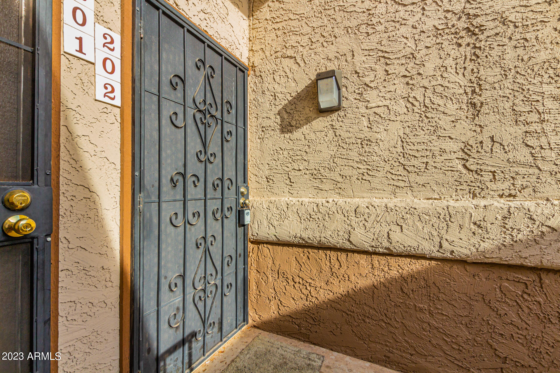 4554 E PARADISE VILLAGE Parkway N # 202