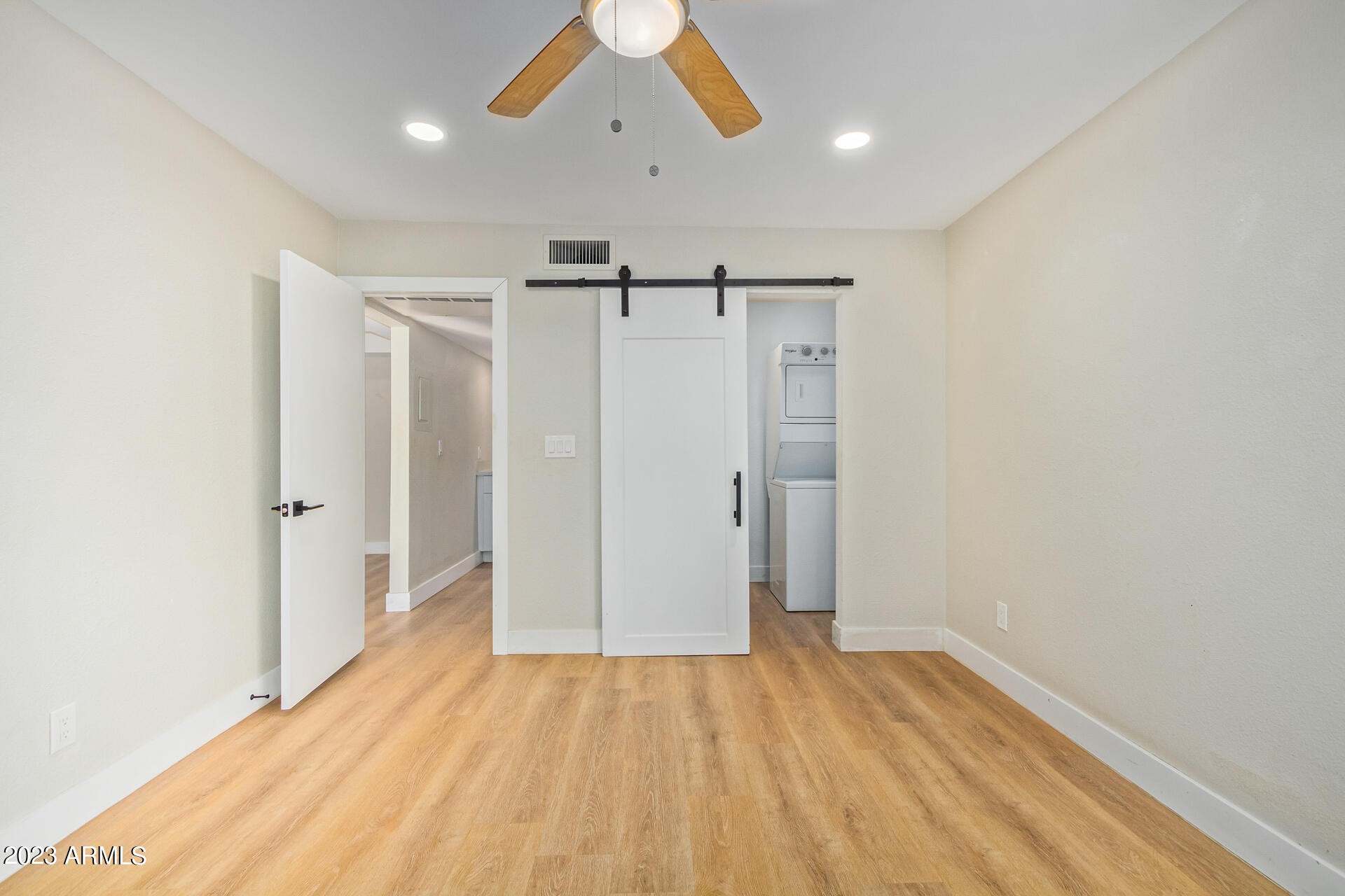 4554 E PARADISE VILLAGE Parkway N # 202