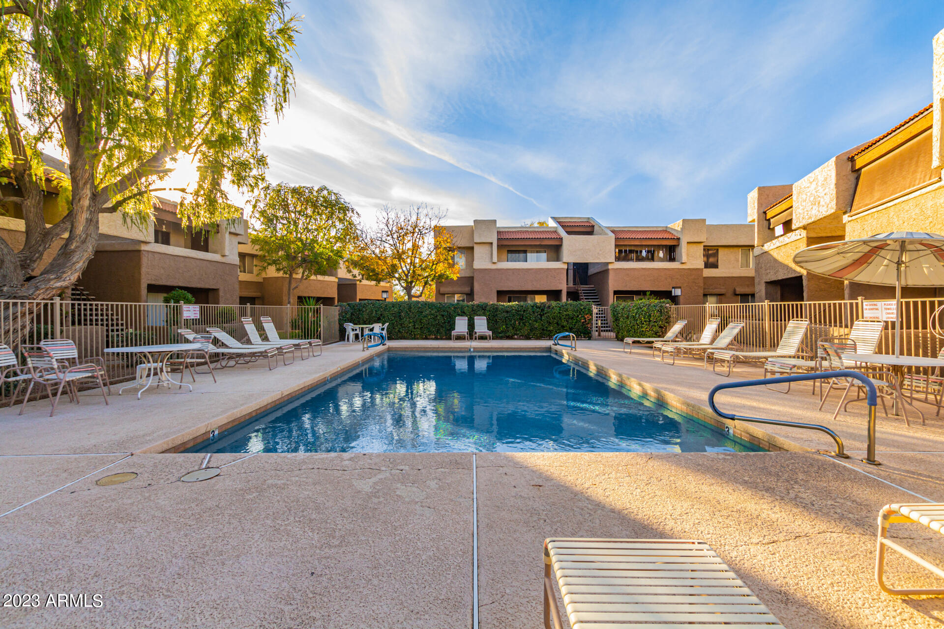 4554 E PARADISE VILLAGE Parkway N # 202