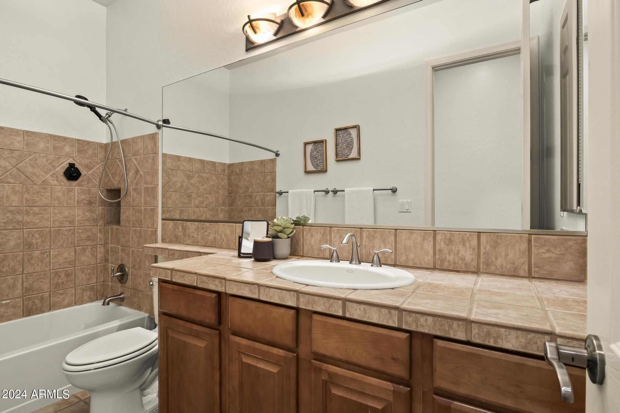 4352 S AMBROSIA Court