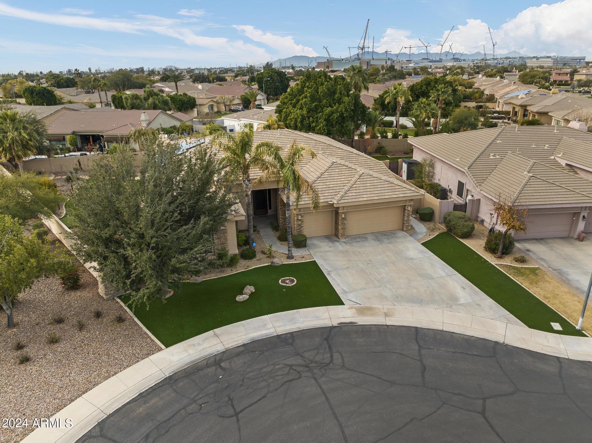 4352 S AMBROSIA Court
