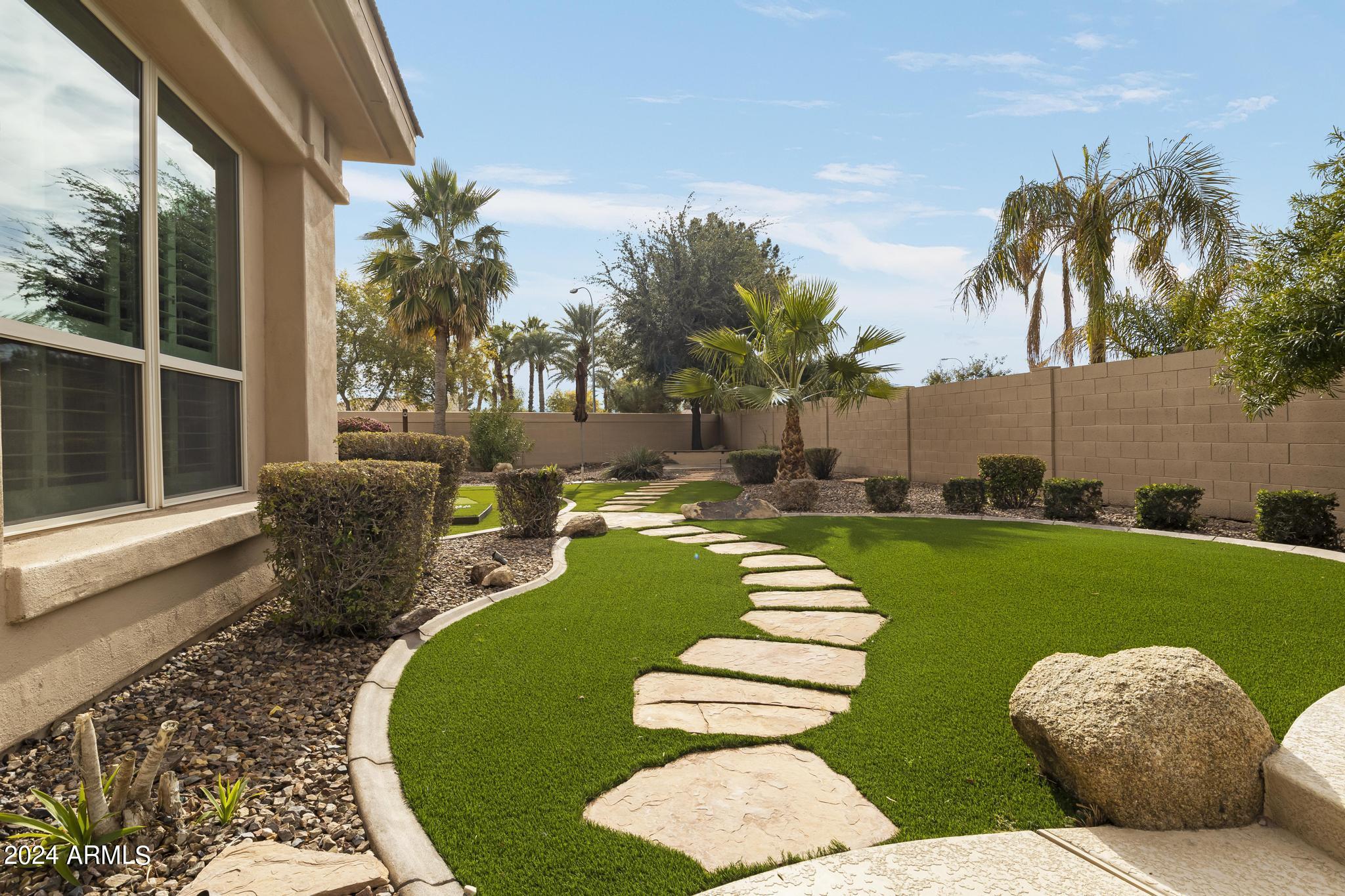 4352 S AMBROSIA Court