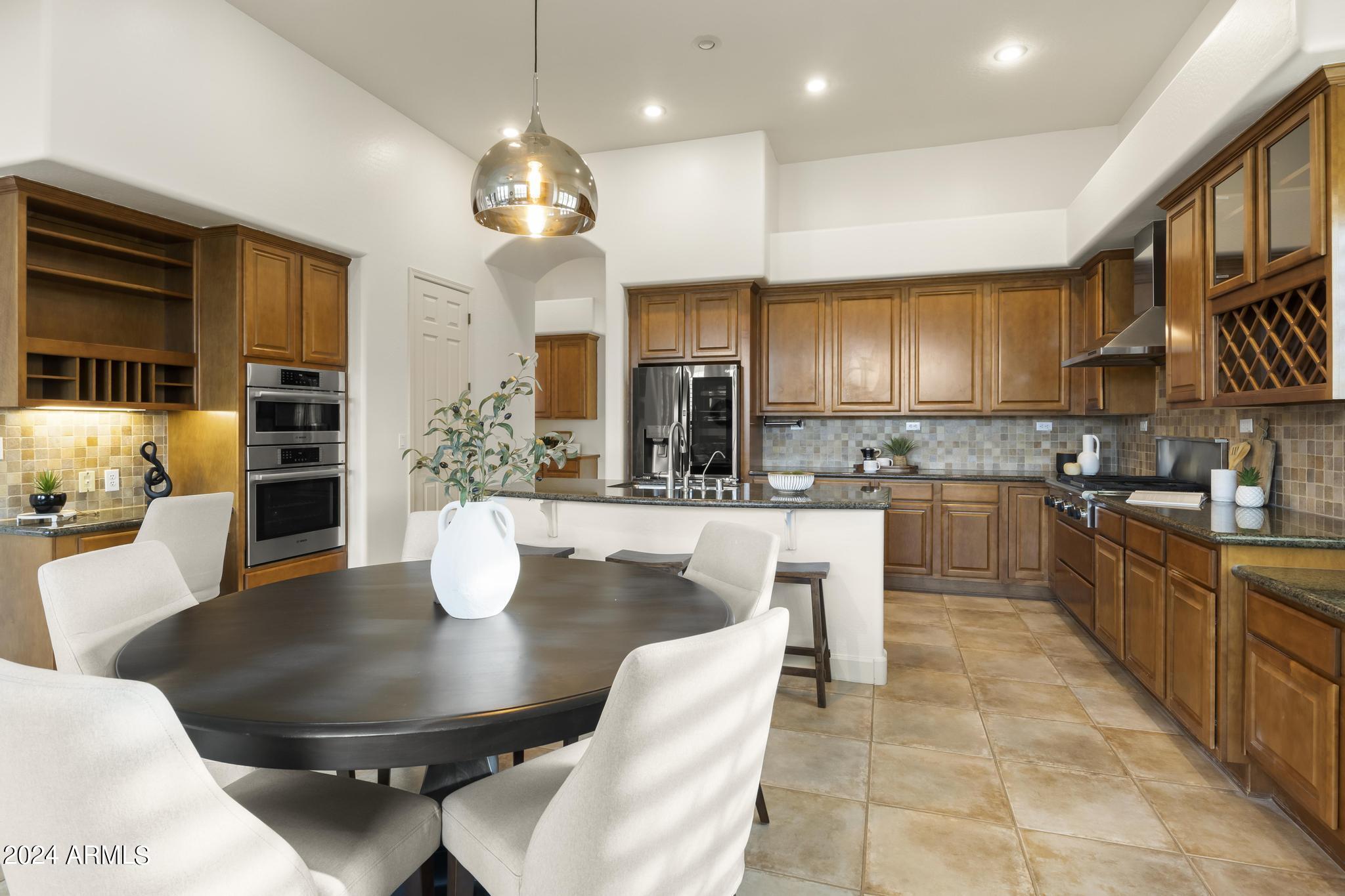 4352 S AMBROSIA Court
