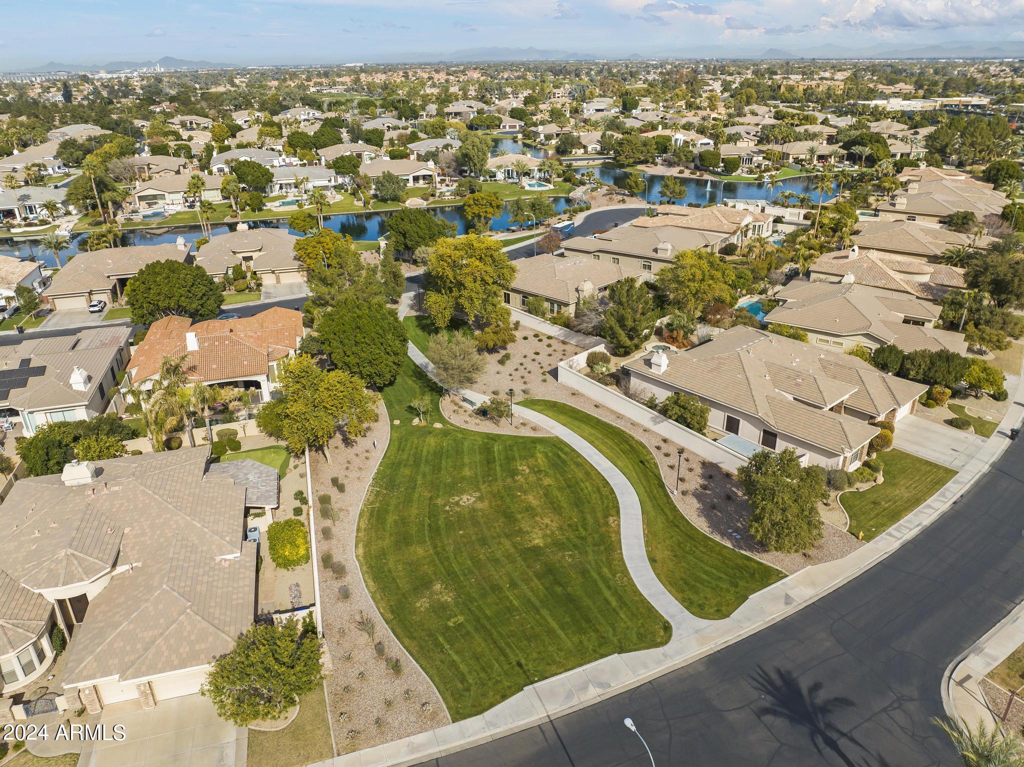 4352 S AMBROSIA Court