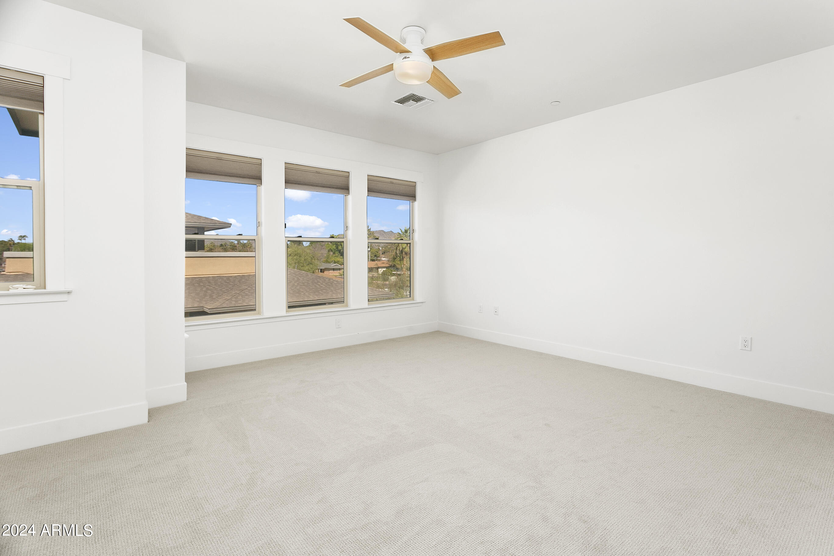 1400 E BETHANY HOME Road # 28