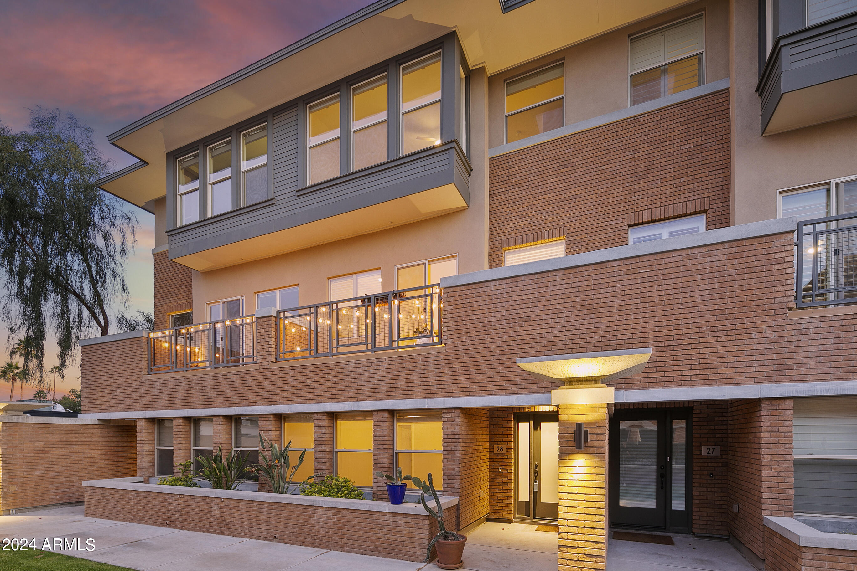 1400 E BETHANY HOME Road # 28