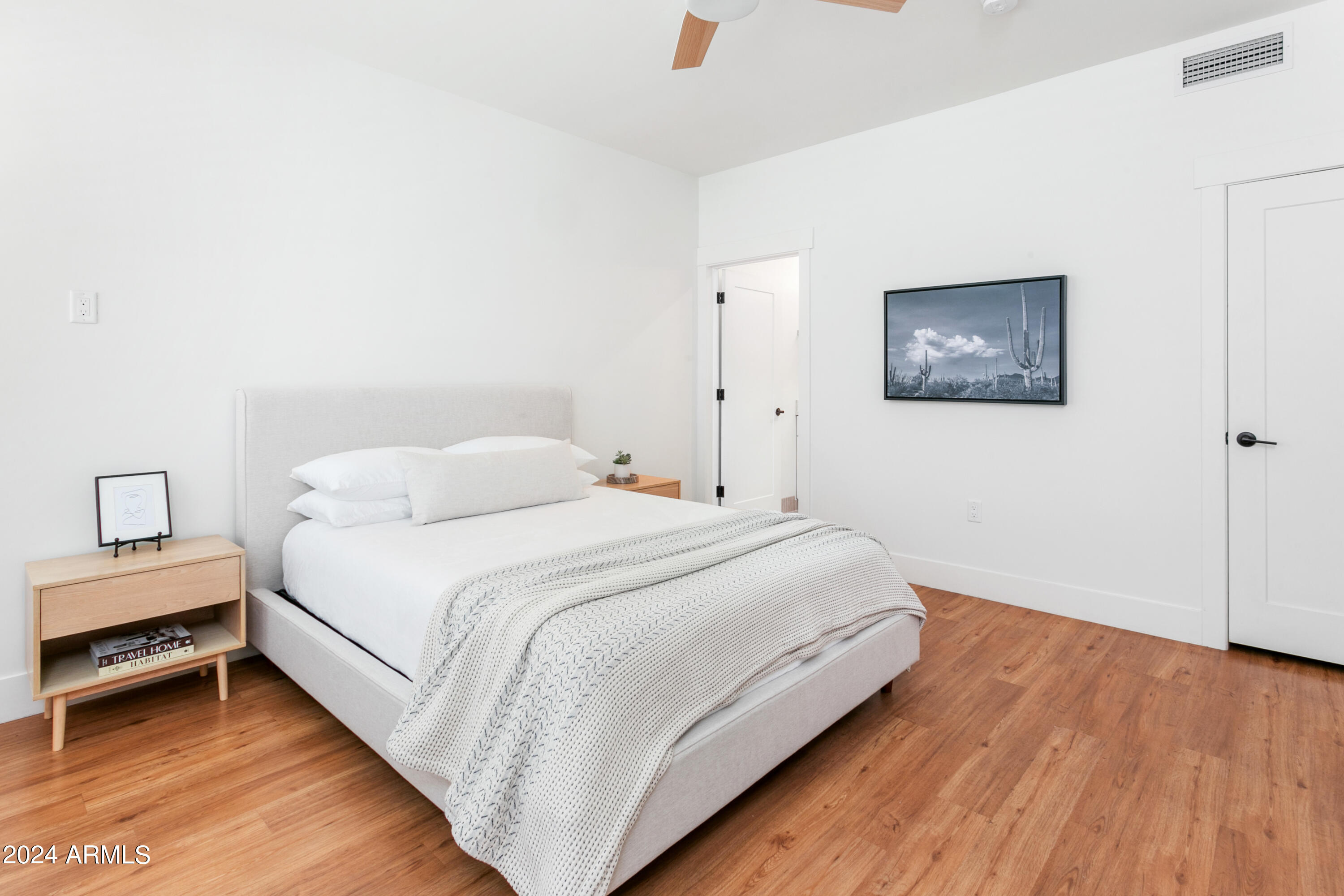 1400 E BETHANY HOME Road # 28