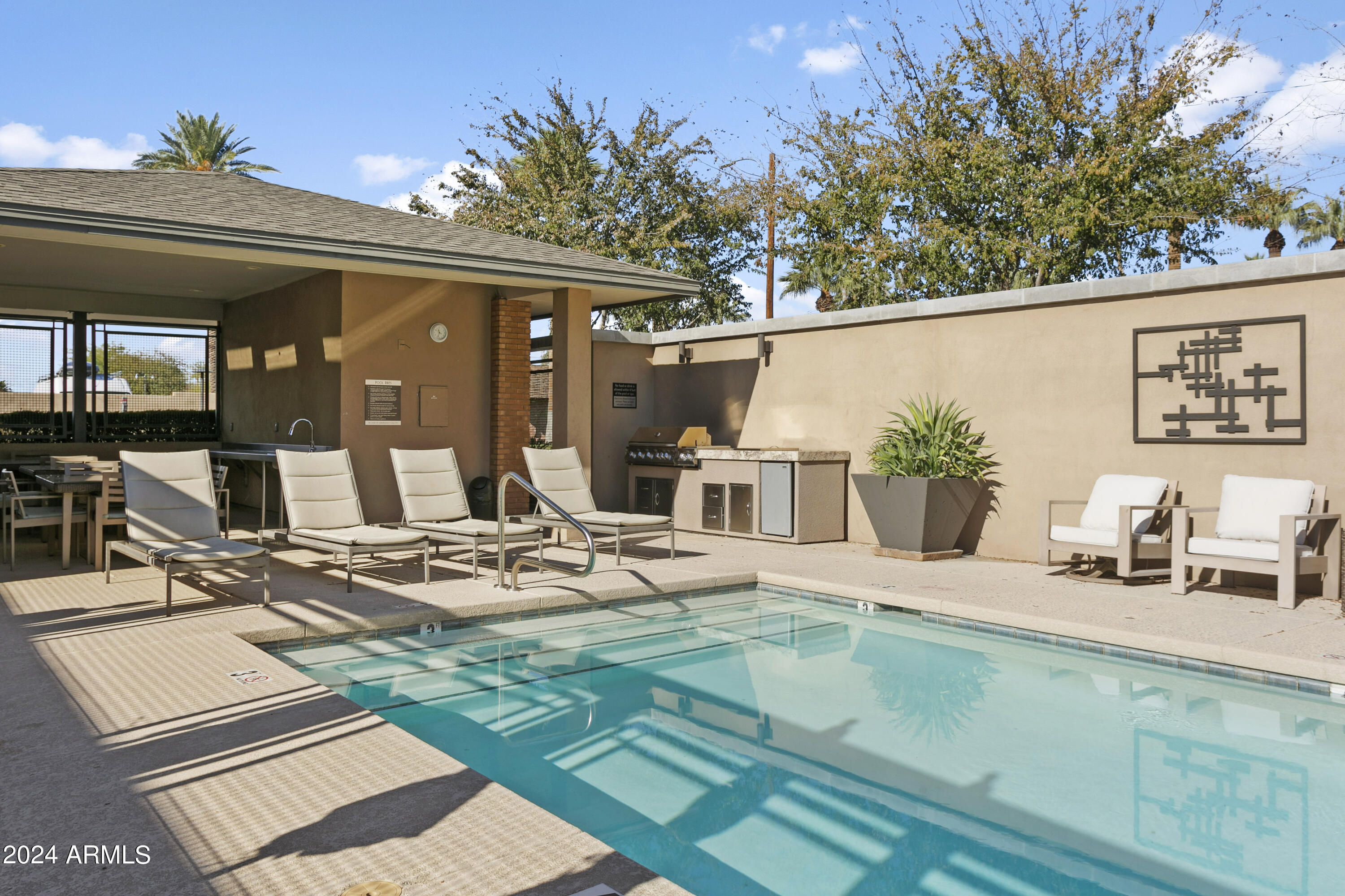 1400 E BETHANY HOME Road # 28