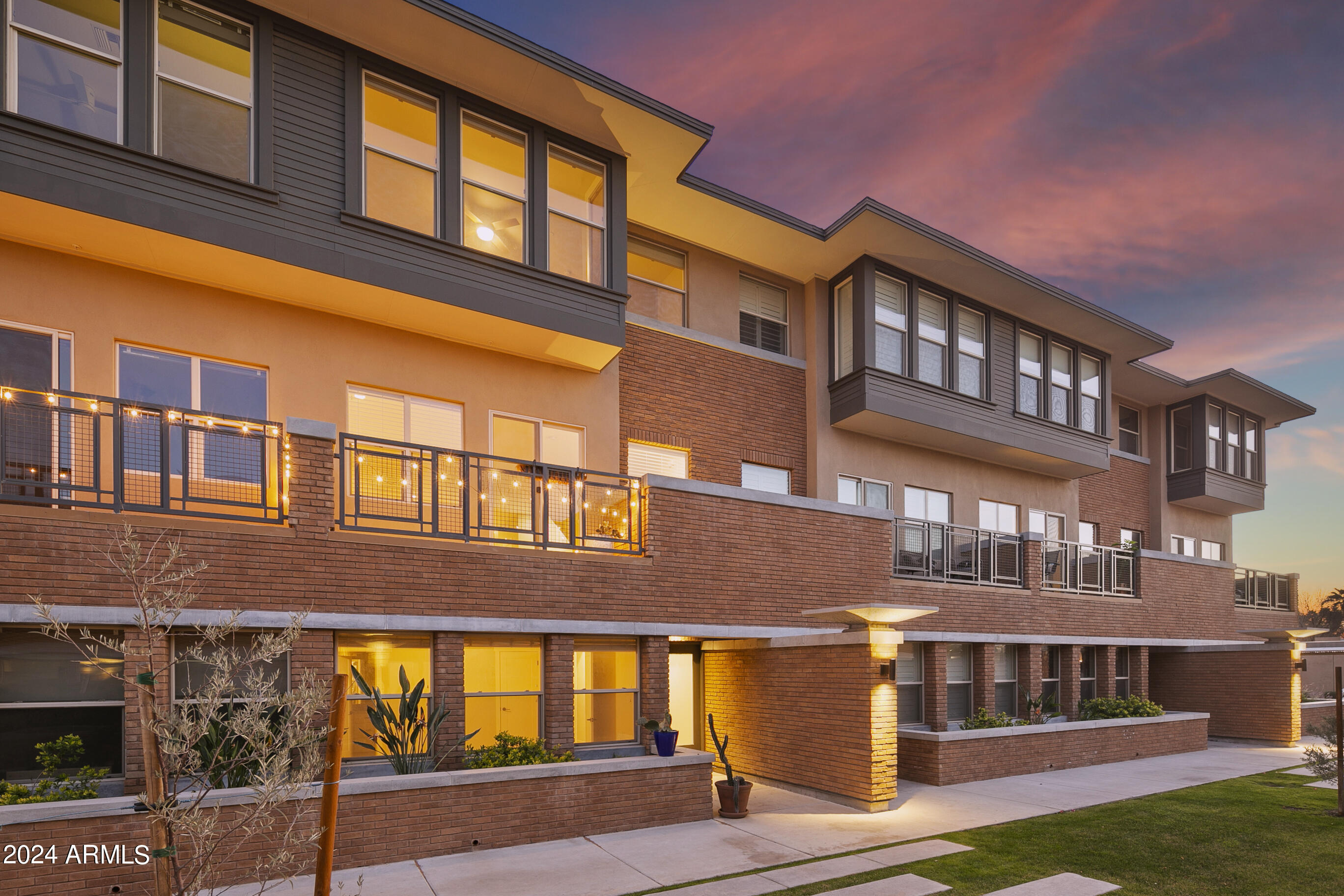 1400 E BETHANY HOME Road # 28