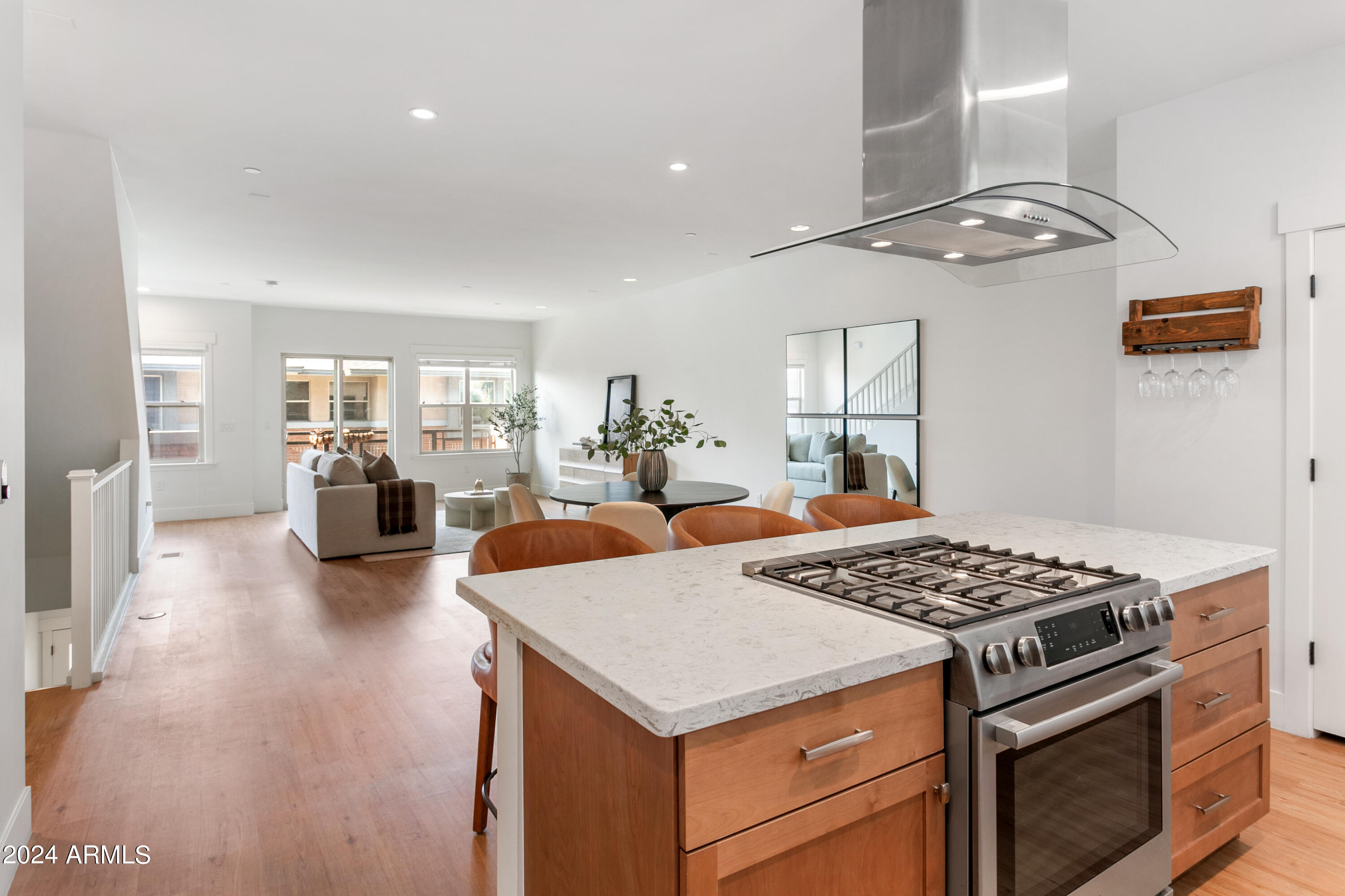 1400 E BETHANY HOME Road # 28