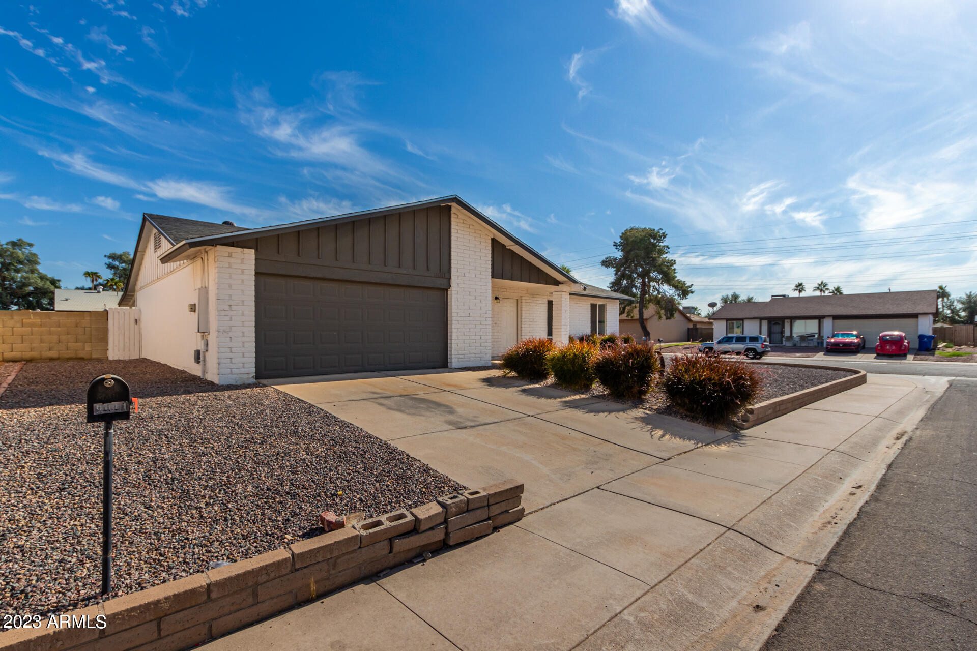 9011 N 63RD Lane