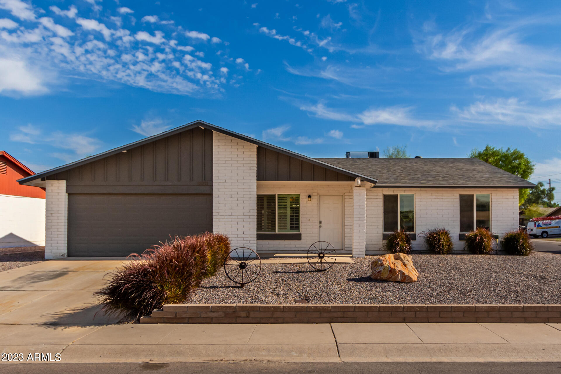 9011 N 63RD Lane