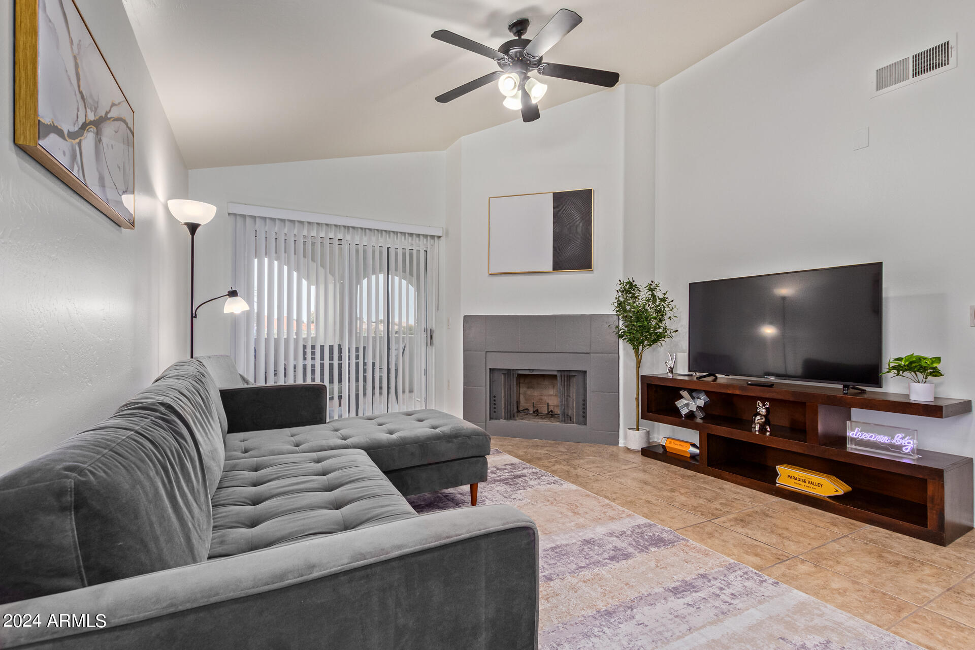 10401 N 52ND Street # 211