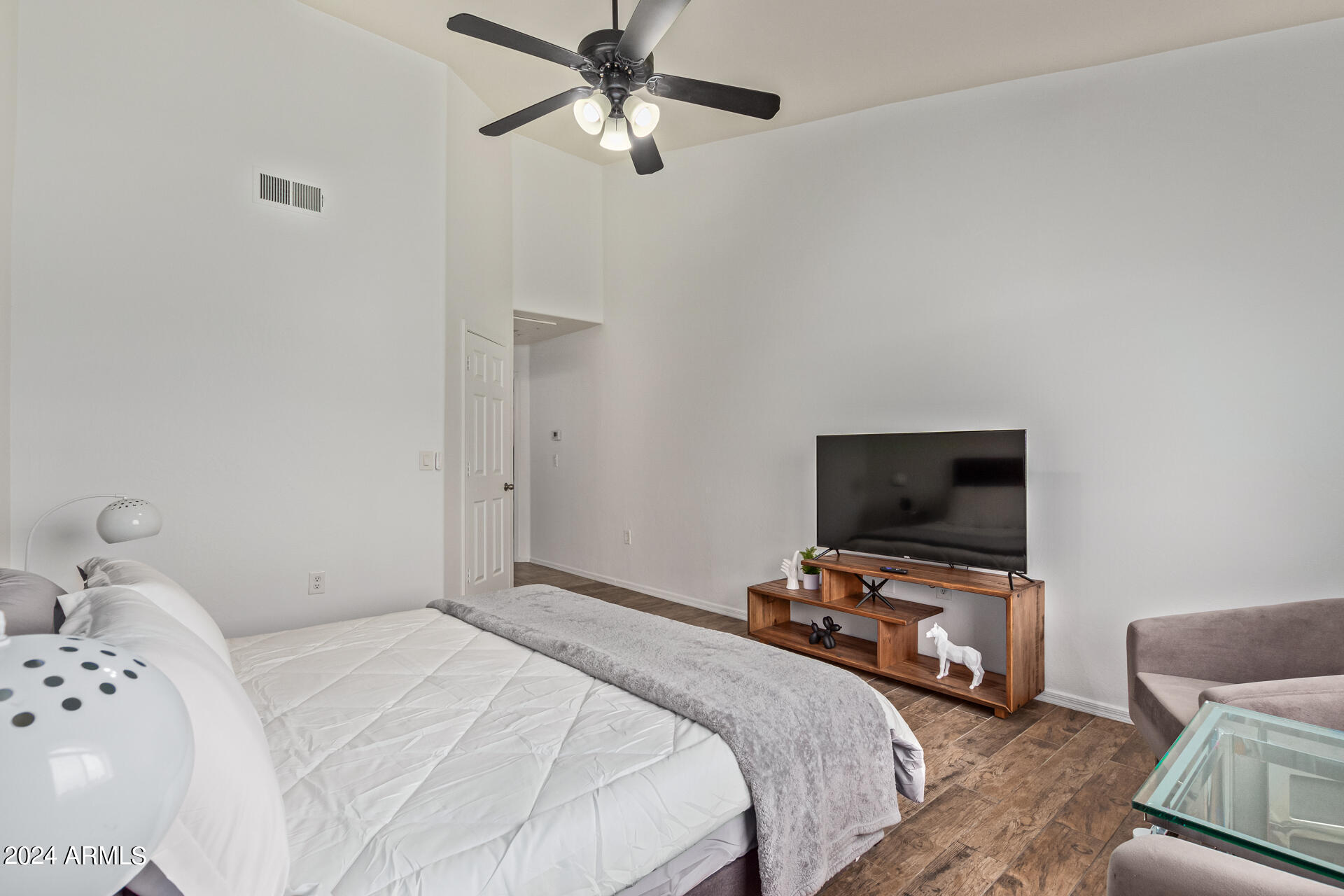 10401 N 52ND Street # 211