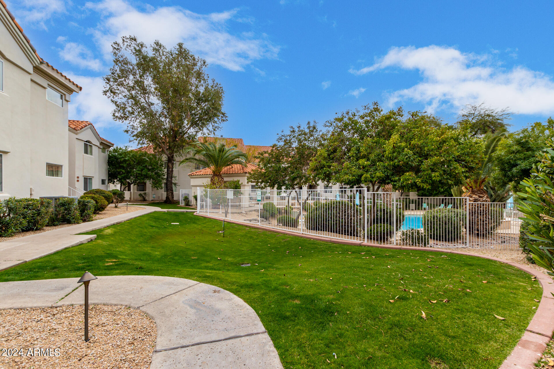 10401 N 52ND Street # 211