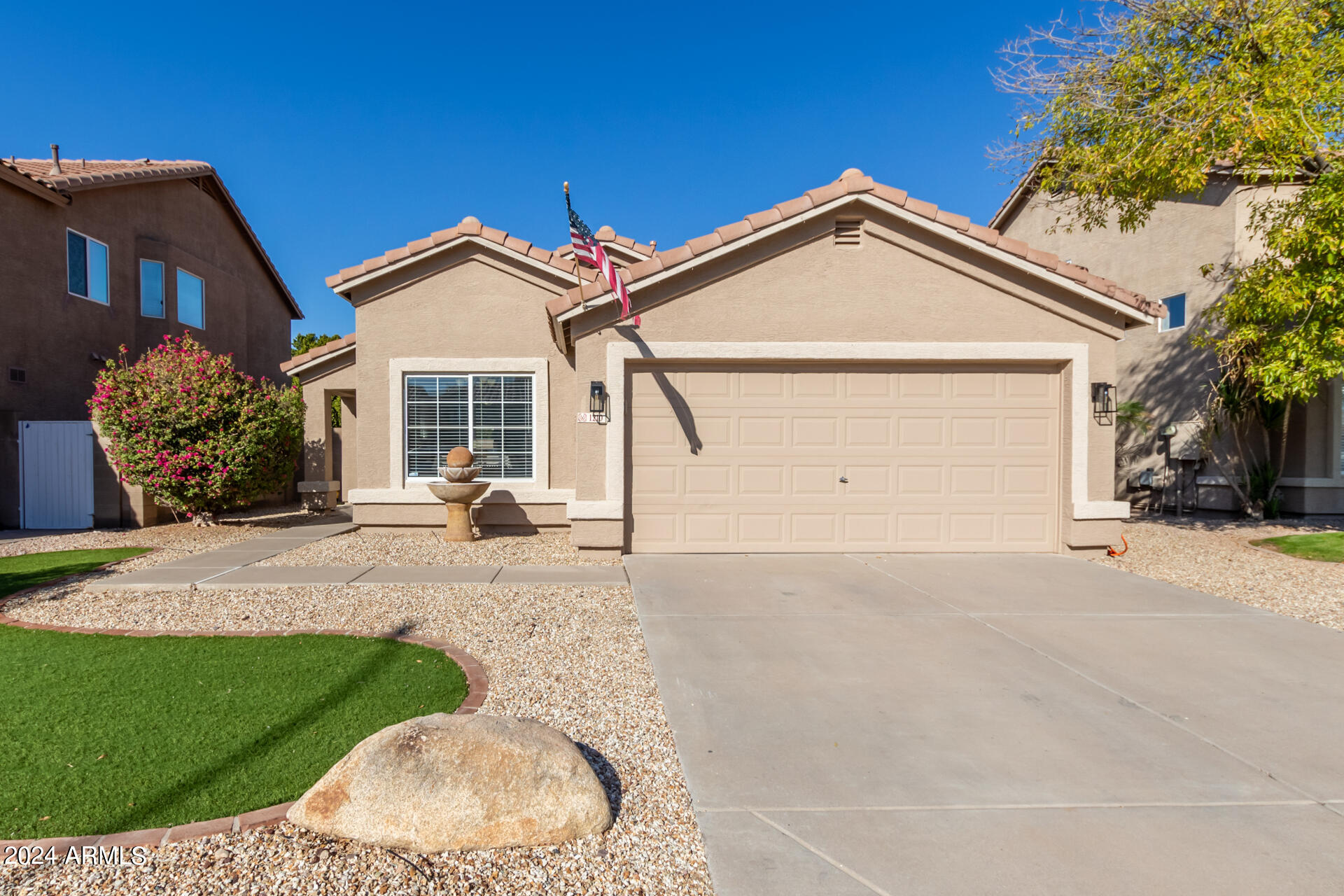 1210 W GERONIMO Place