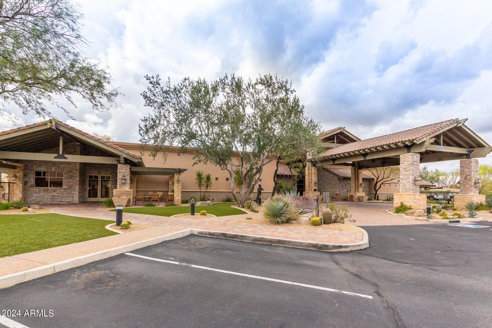 3757 N PASEO DEL SOL --