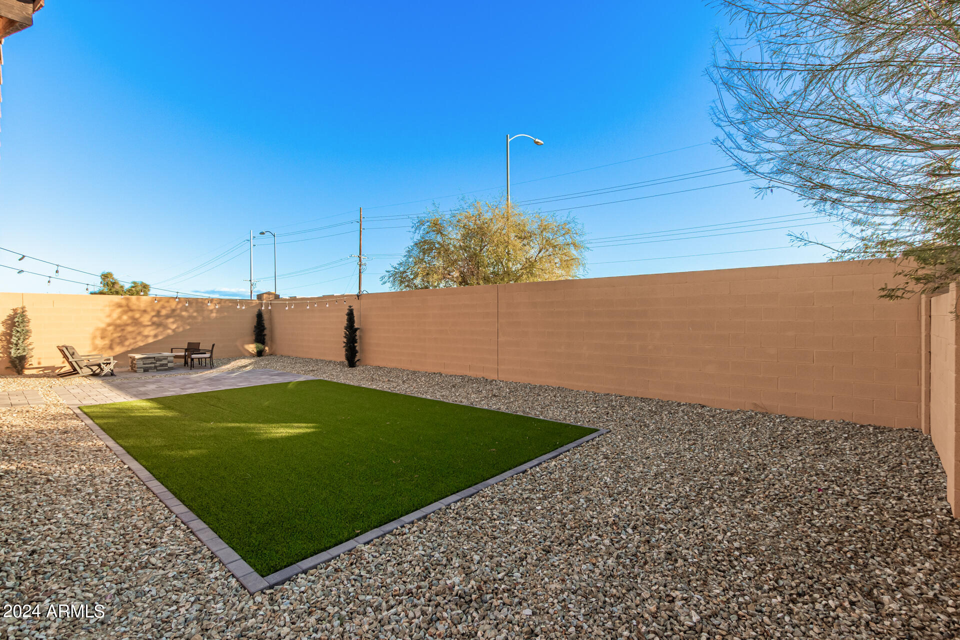 9707 W CARON Drive