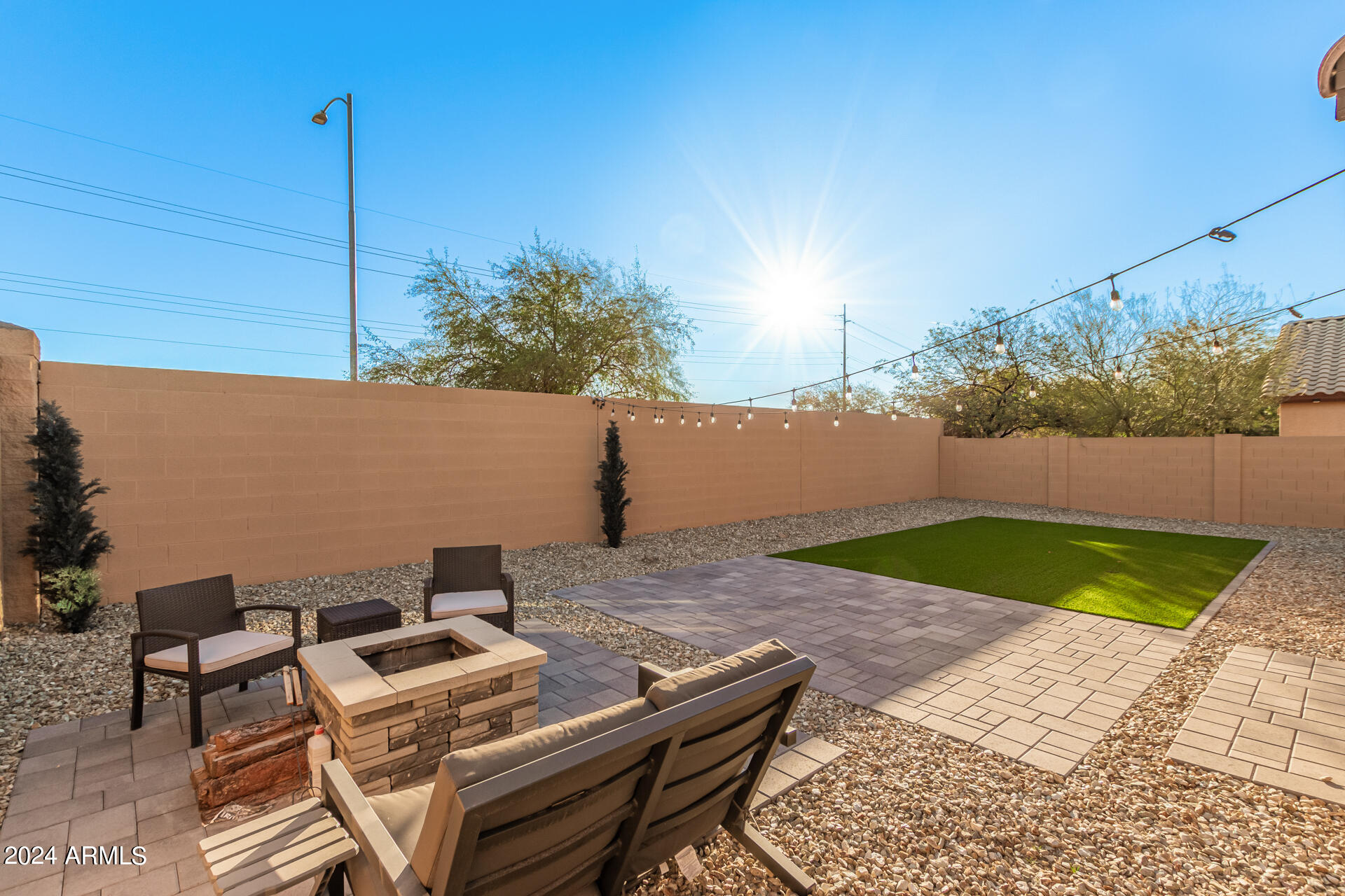 9707 W CARON Drive