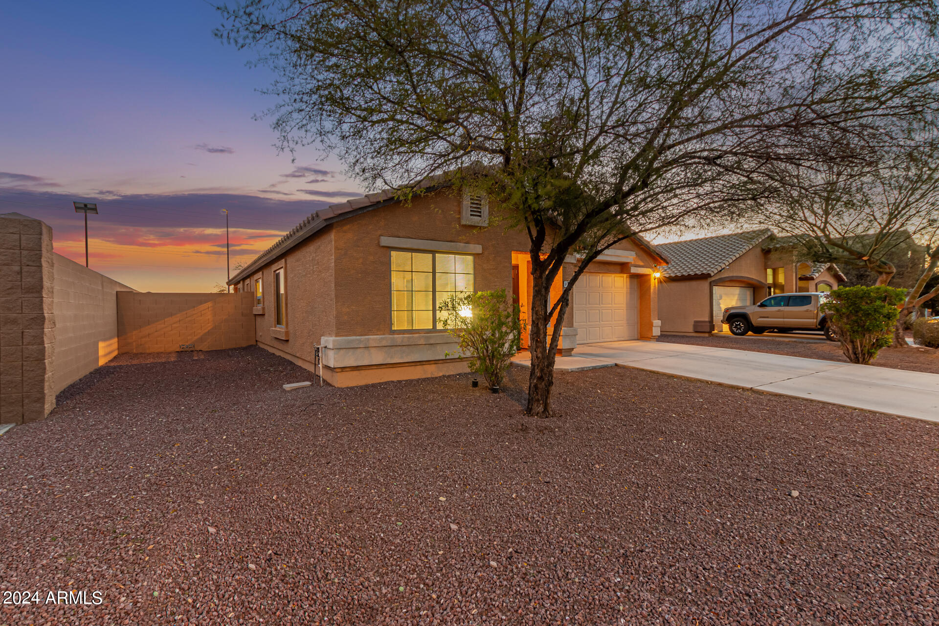 9707 W CARON Drive