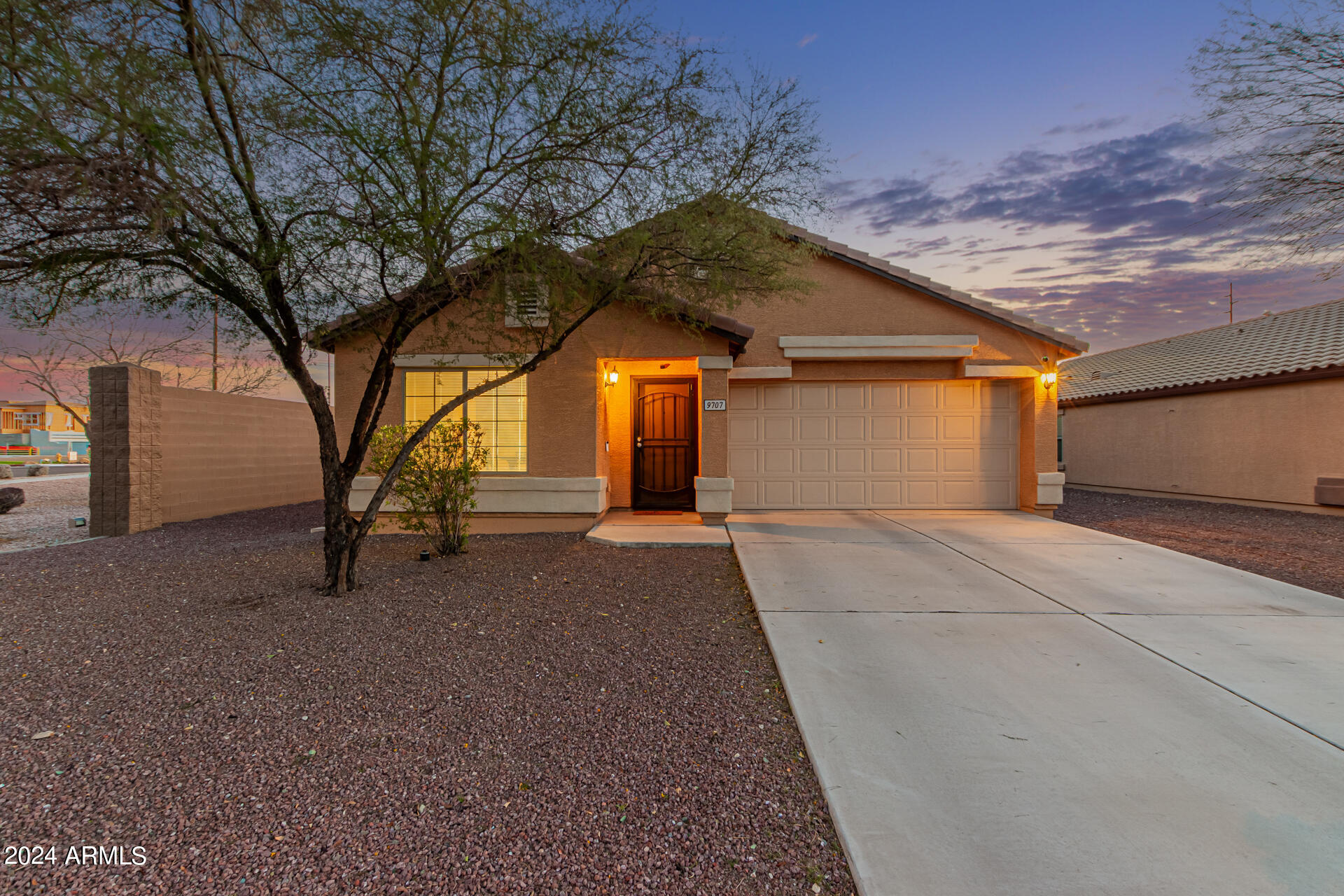 9707 W CARON Drive