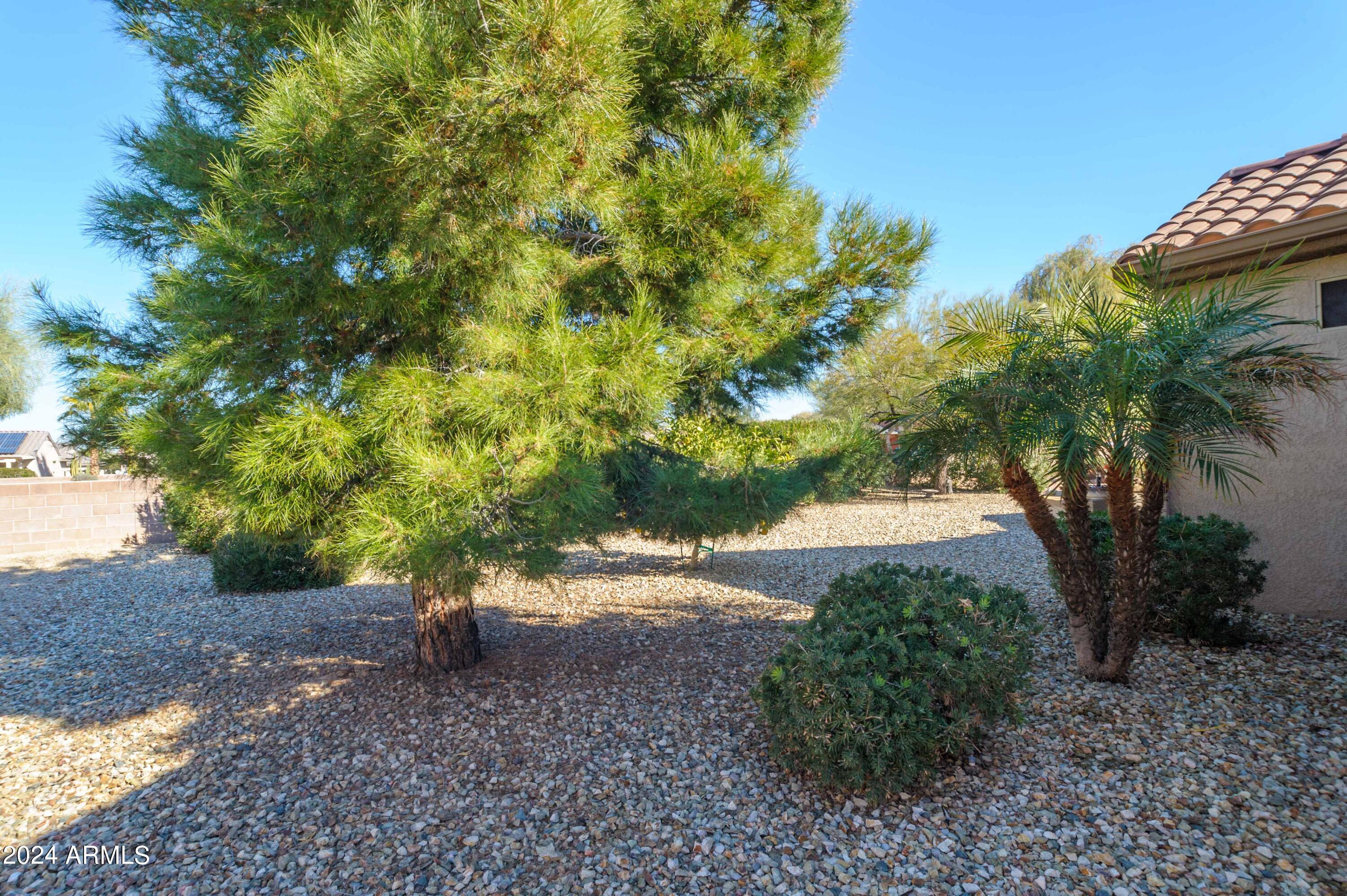 16068 W EAGLE RIDGE Drive