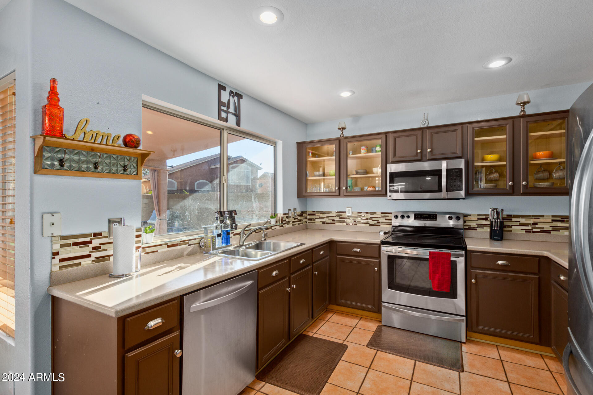 17115 N RUSTY Lane