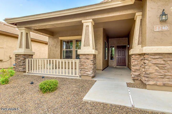 5240 W MAYA Way