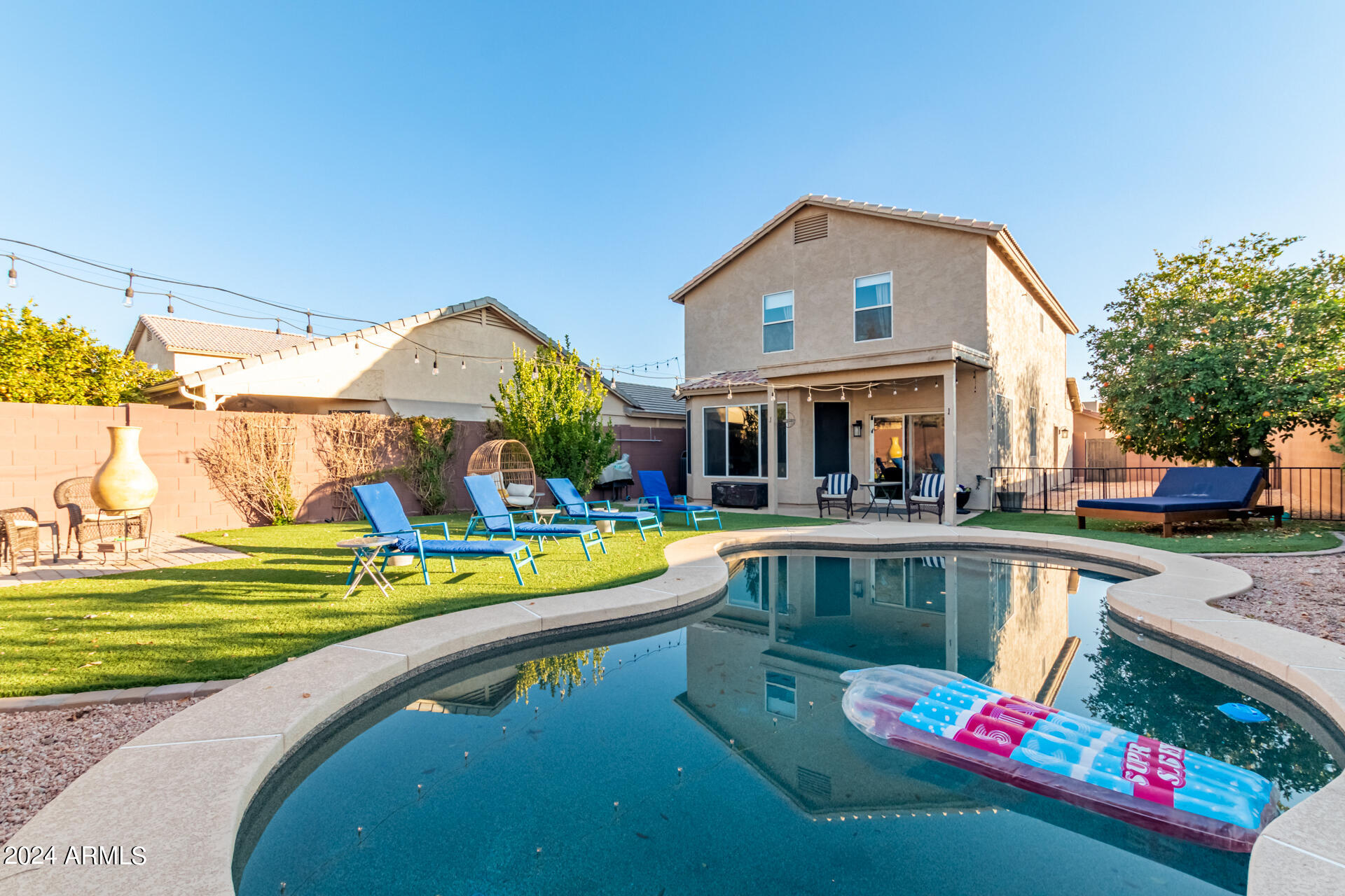 3307 E WALTANN Lane