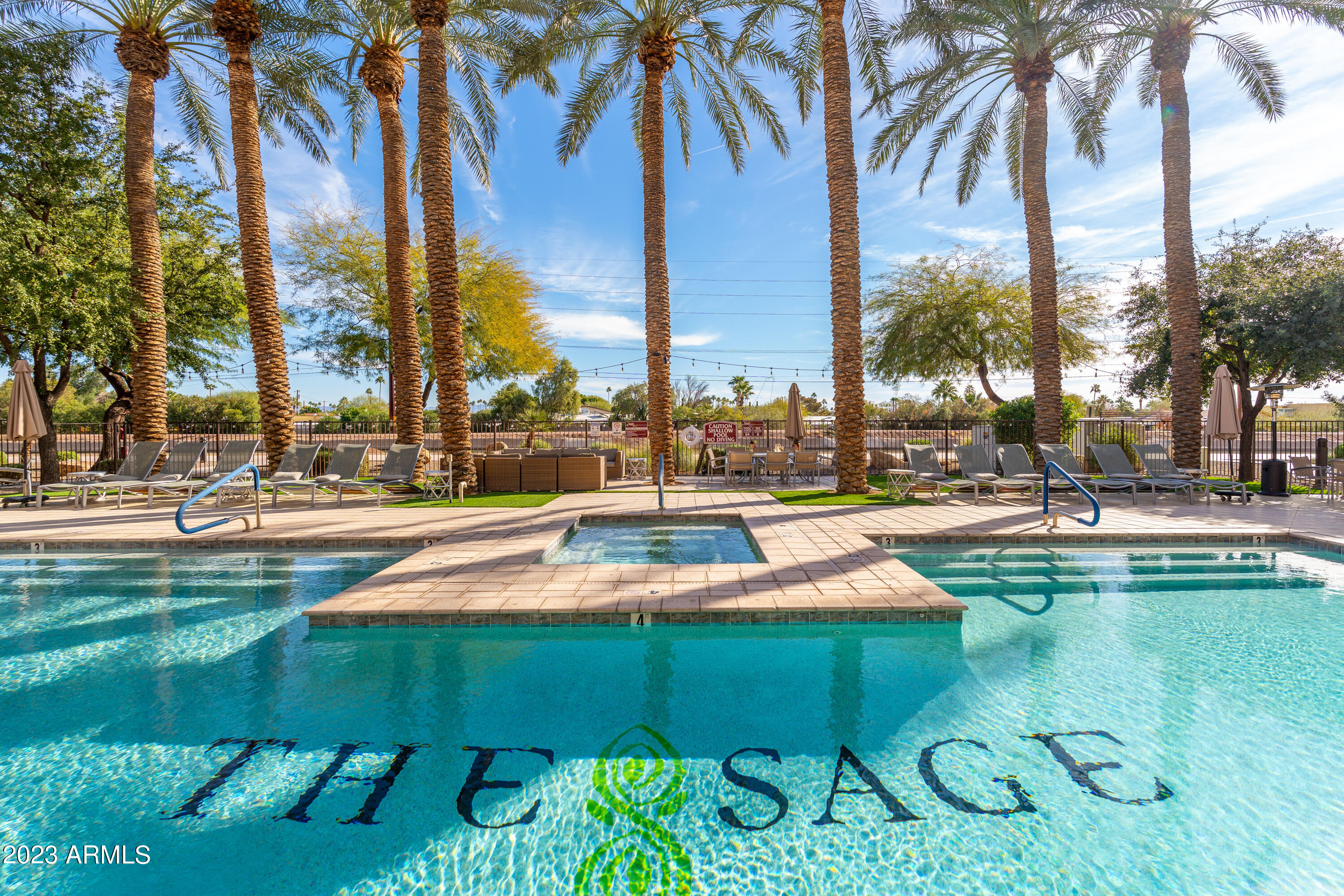 4805 N WOODMERE FAIRWAY -- # 3006