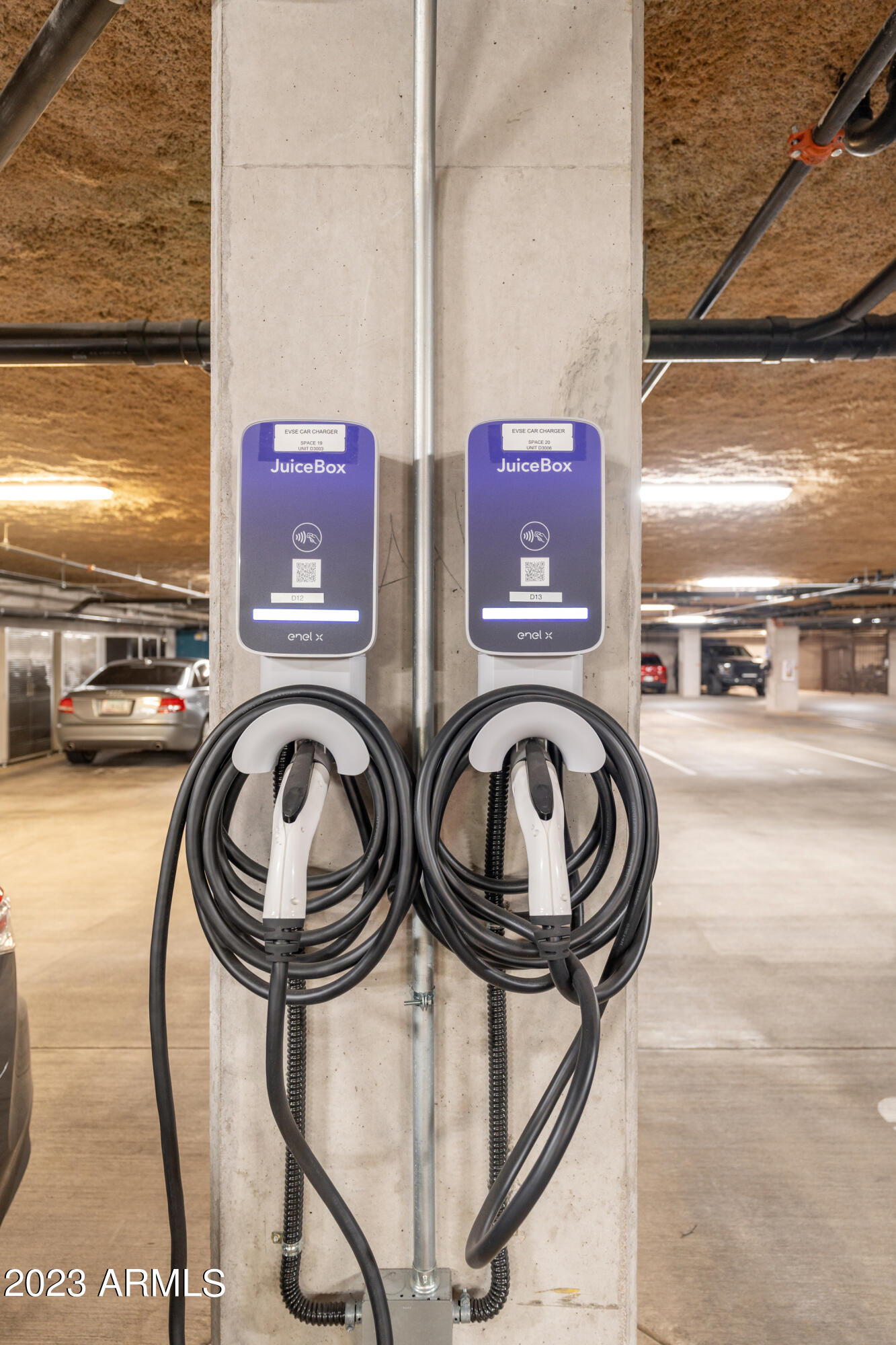 4805 N WOODMERE FAIRWAY -- # 3006