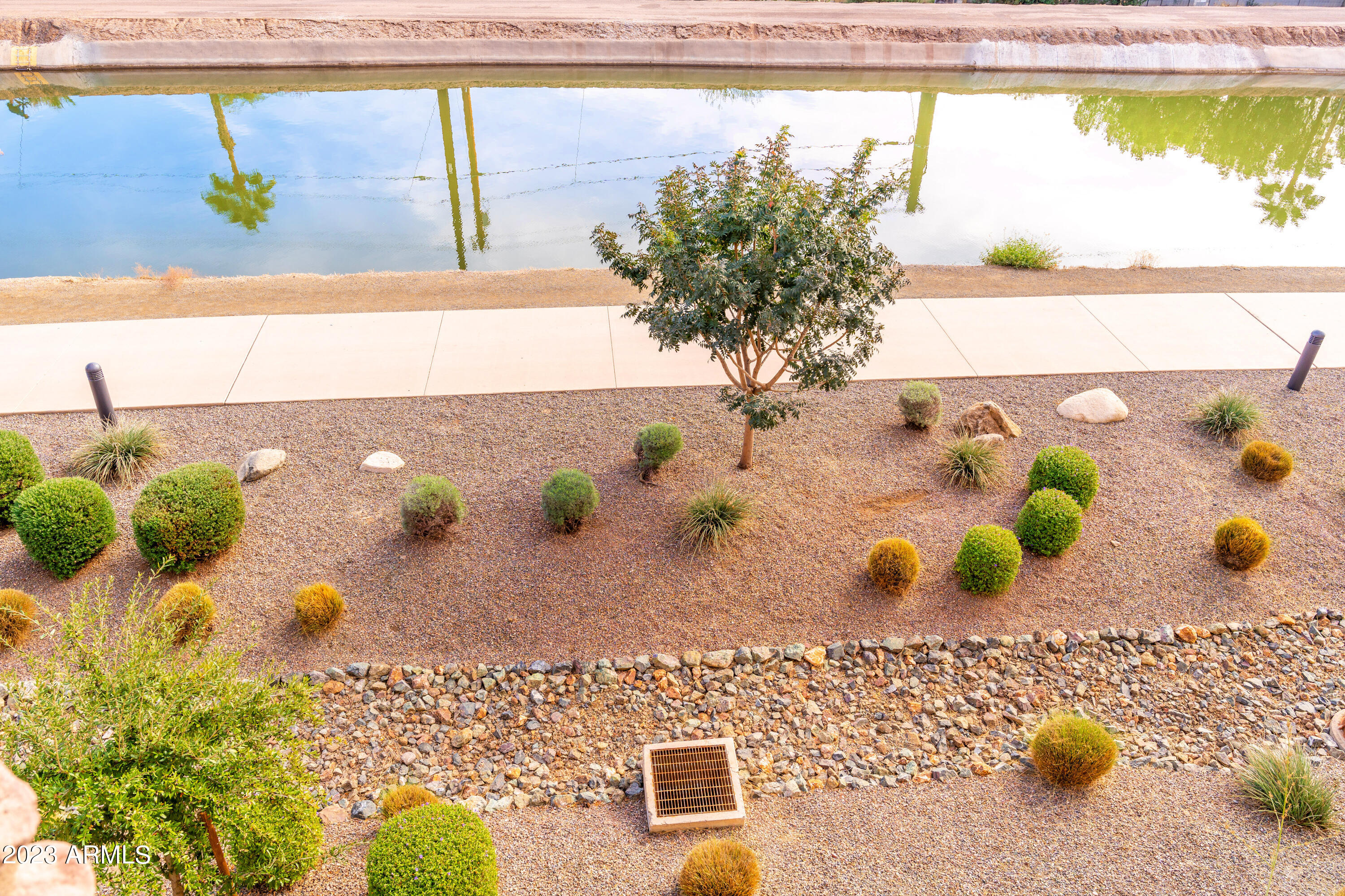 4805 N WOODMERE FAIRWAY -- # 3006