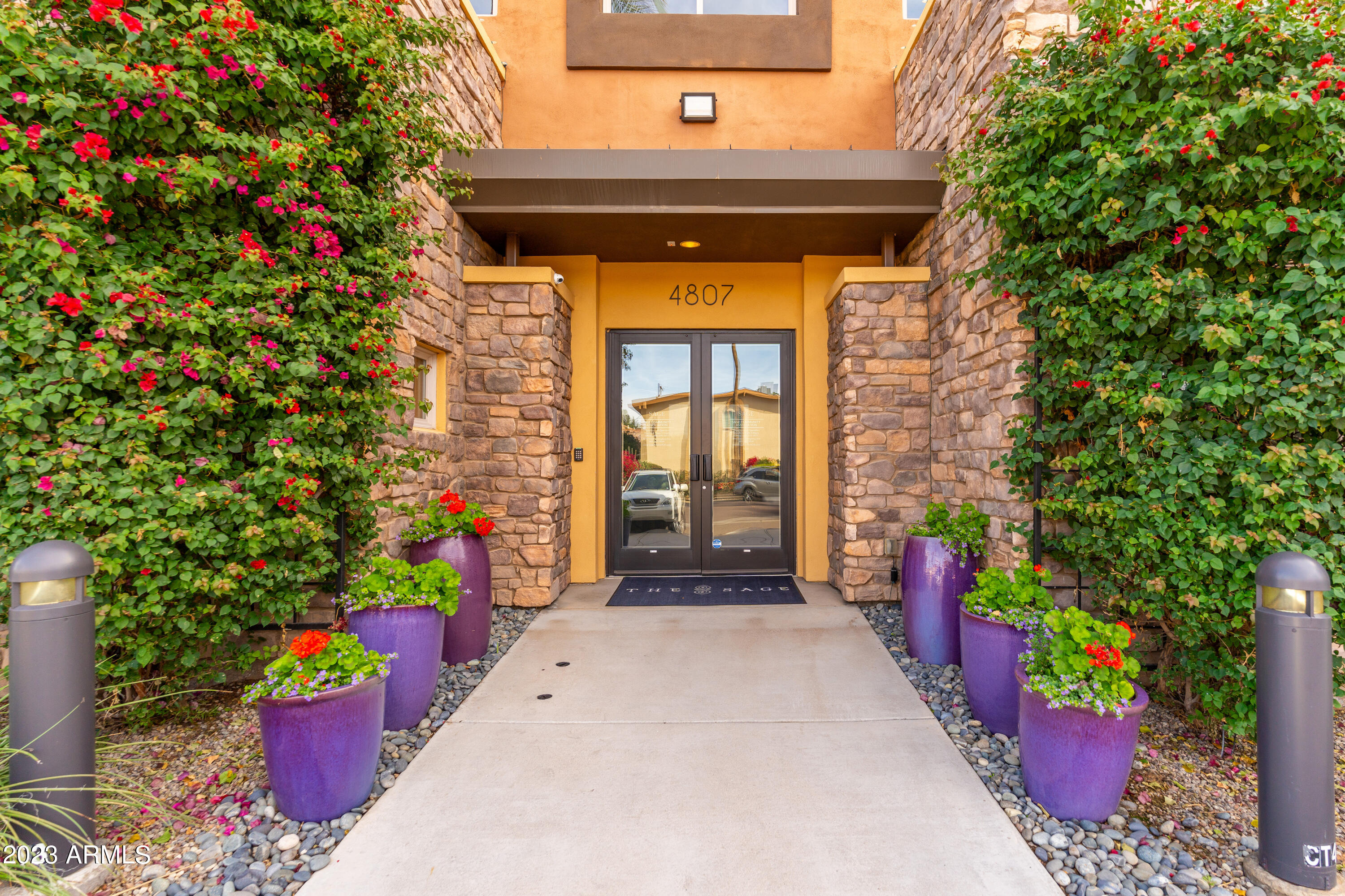 4805 N WOODMERE FAIRWAY -- # 3006