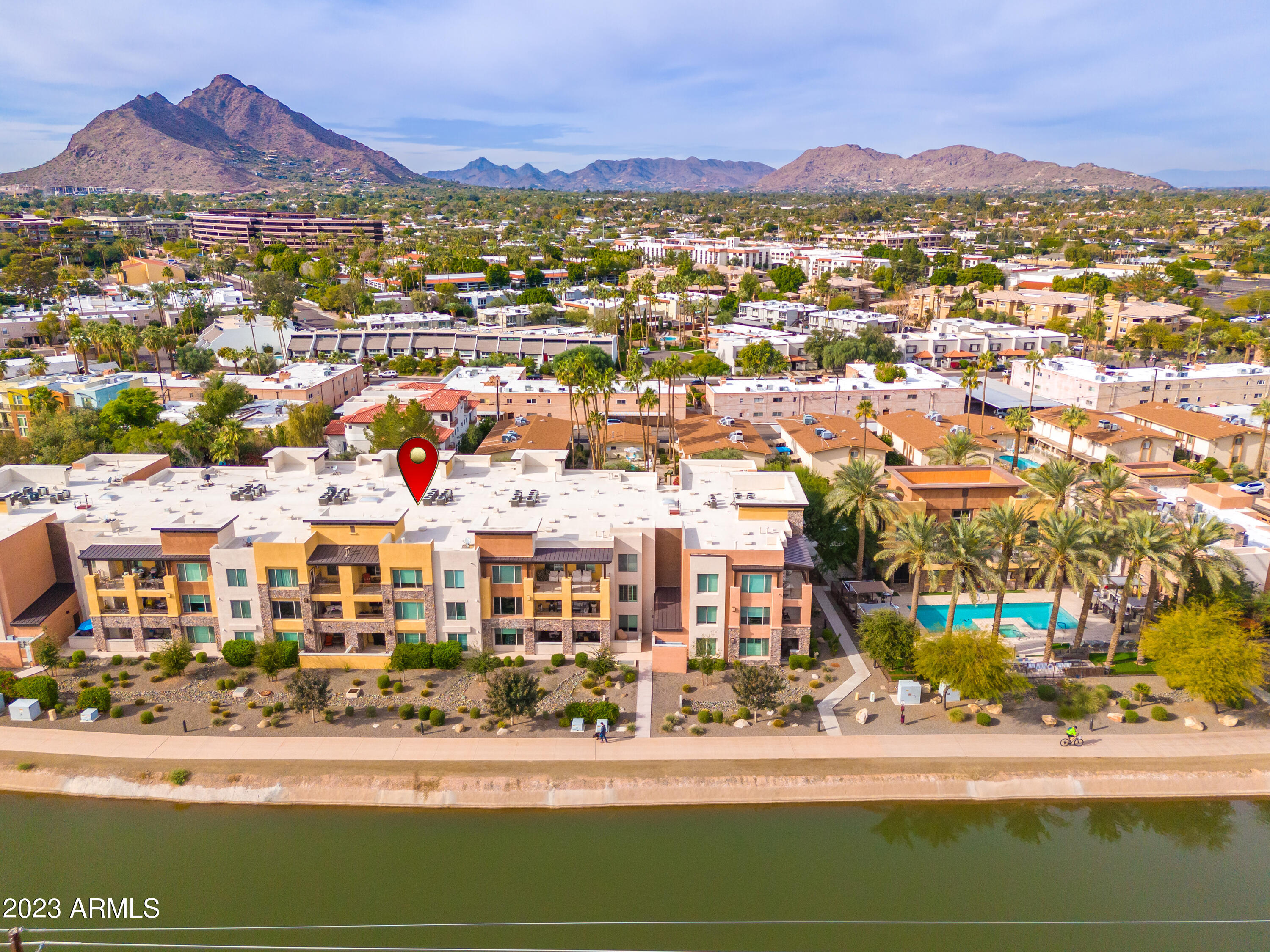 4805 N WOODMERE FAIRWAY -- # 3006