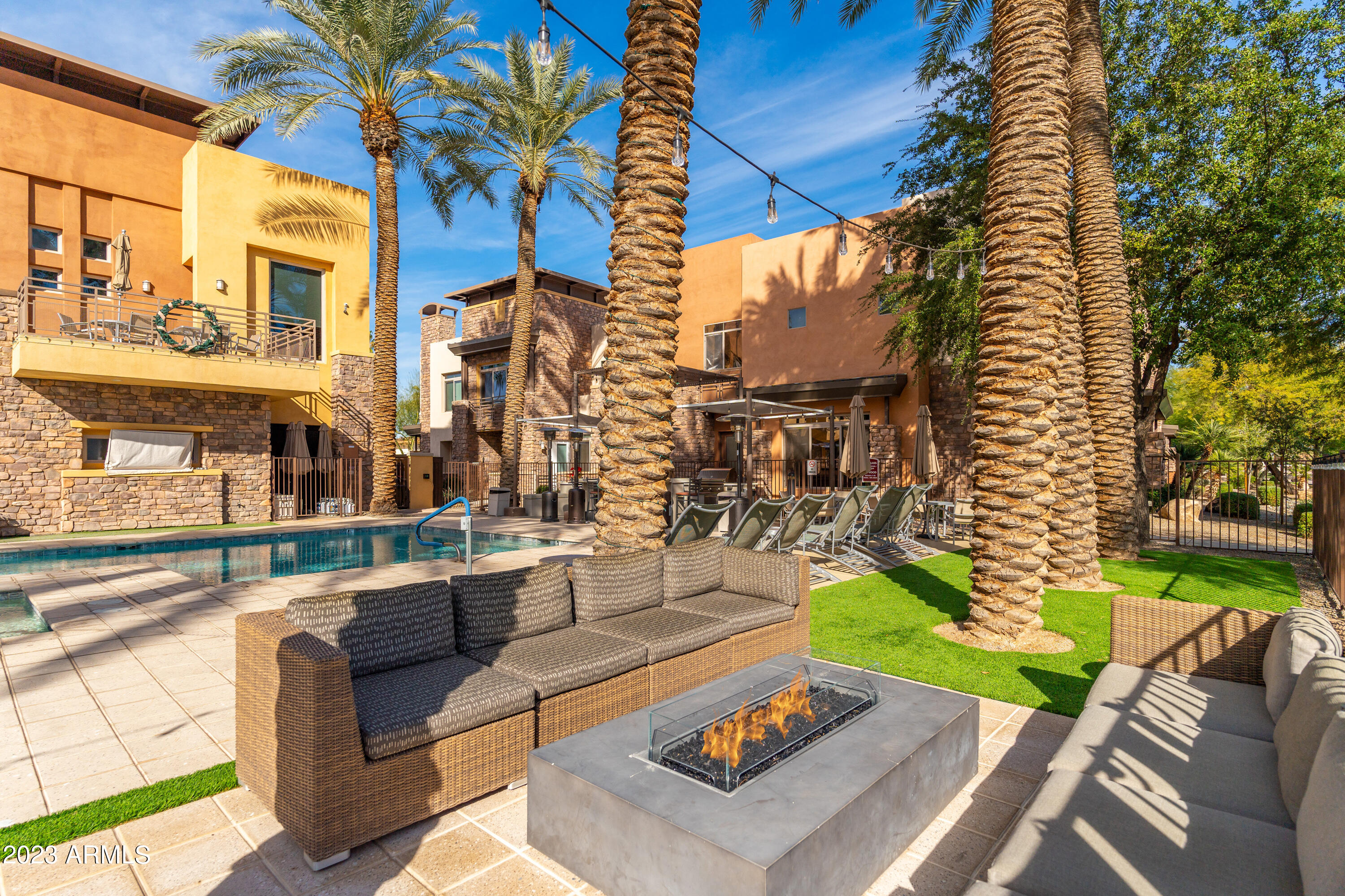 4805 N WOODMERE FAIRWAY -- # 3006